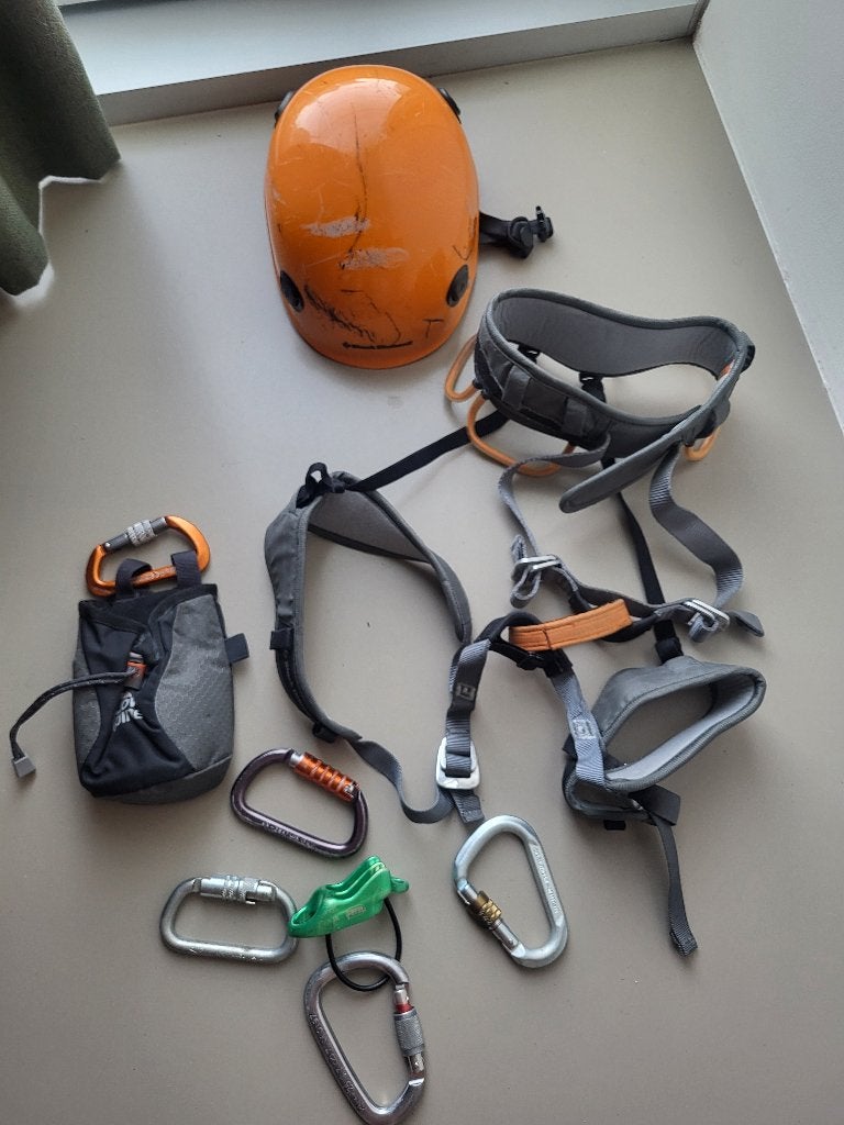 Uitgebreide klim uitrusting, Ophalen of Verzenden, Gebruikt, Klimsport-accessoire