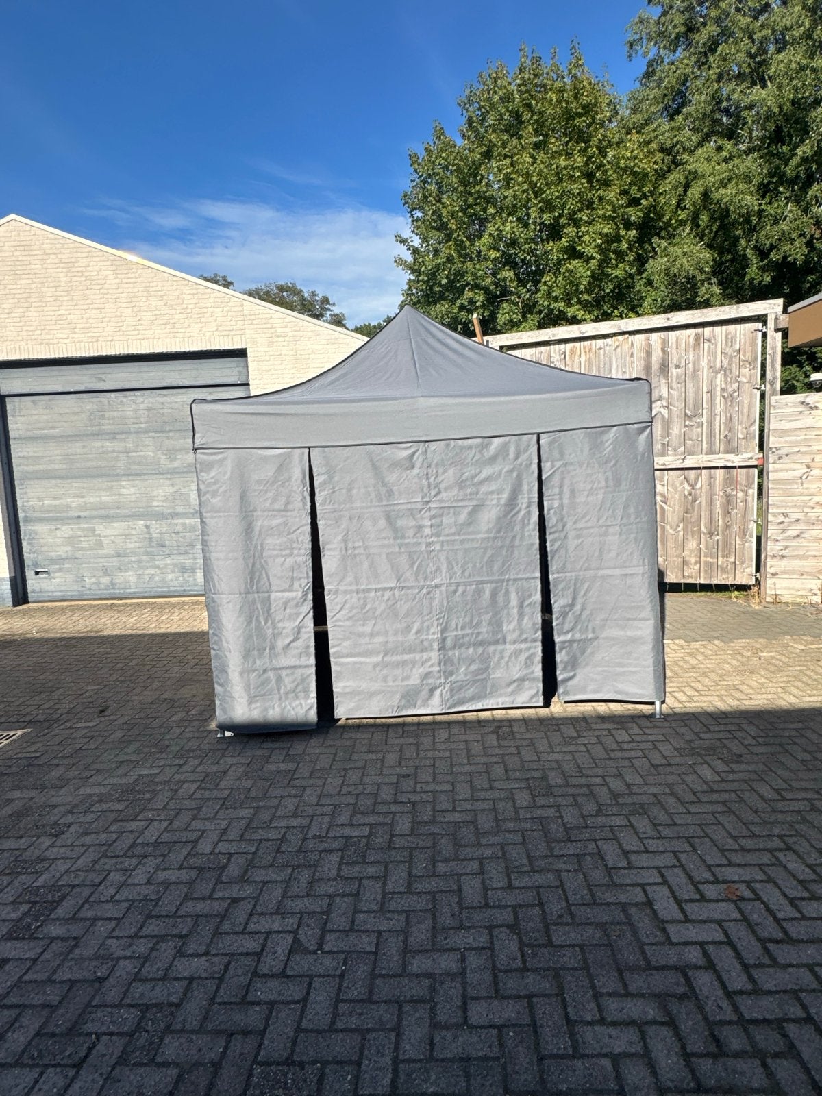 Foto 2 van Partytent 3x3m Grijs – 40mm Hex Frame + Zijwanden