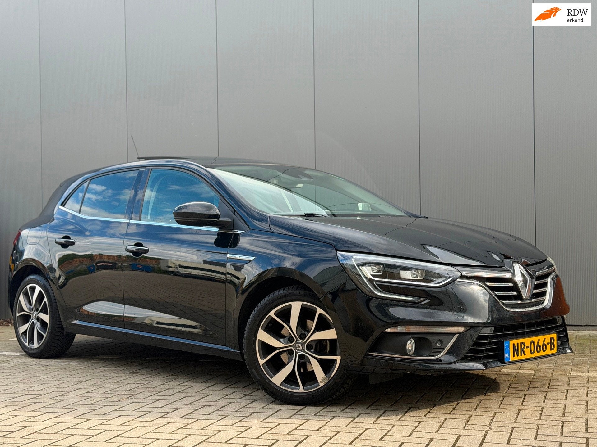 Renault Mégane 1.2 TCe Bose nw apk nw ketting, Voorwielaandrijving, Gebruikt, Euro 6, 4 cilinders