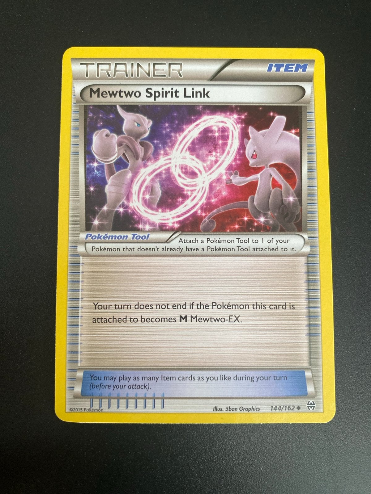 Mewtwo Spirit Link 144/162 XY BreakThrough Packfresh Mint!, Ophalen of Verzenden, Zo goed als nieuw, Losse kaart
