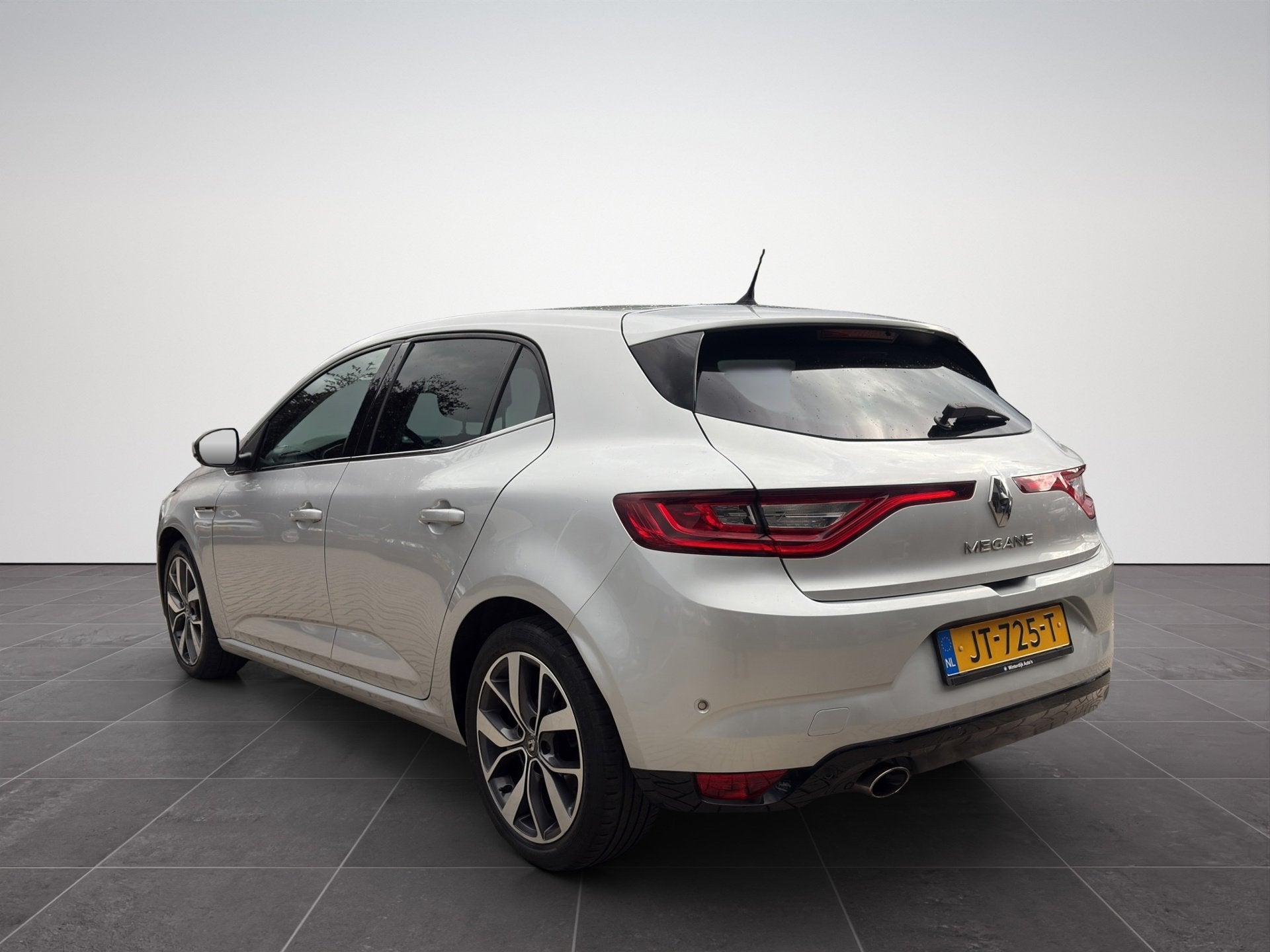 Renault Mégane 1.2 TCe Bose|Dode-Hoek|Head-Up|Massage|Camer, Voorwielaandrijving, Gebruikt, Euro 6, 4 cilinders