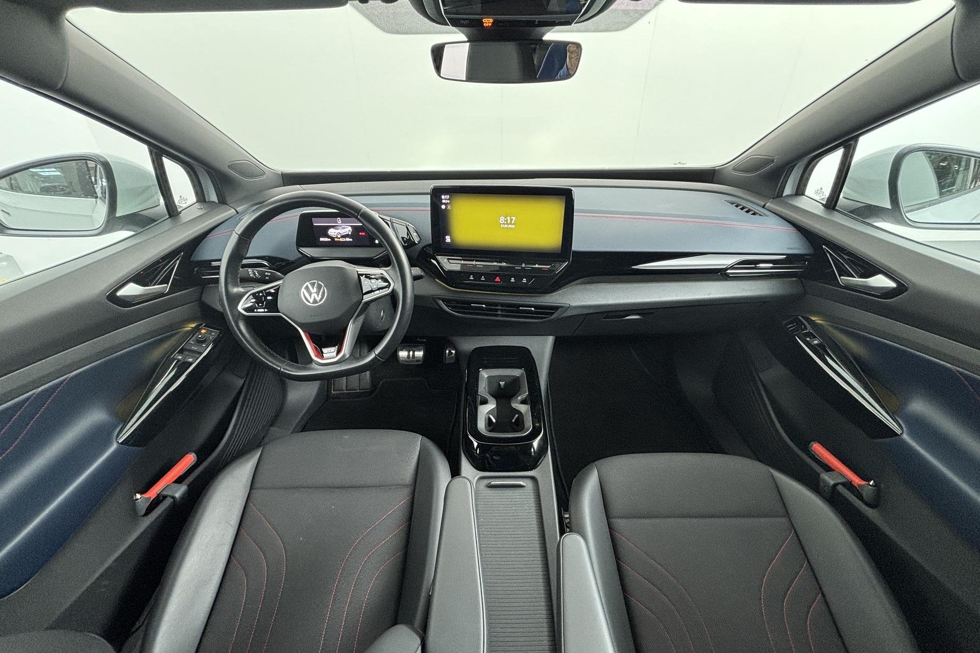 Volkswagen ID.5 GTX 77 kWh Sportieve Elektrische SUV met Vie, Stof, Wit, Origineel Nederlands, Vierwielaandrijving