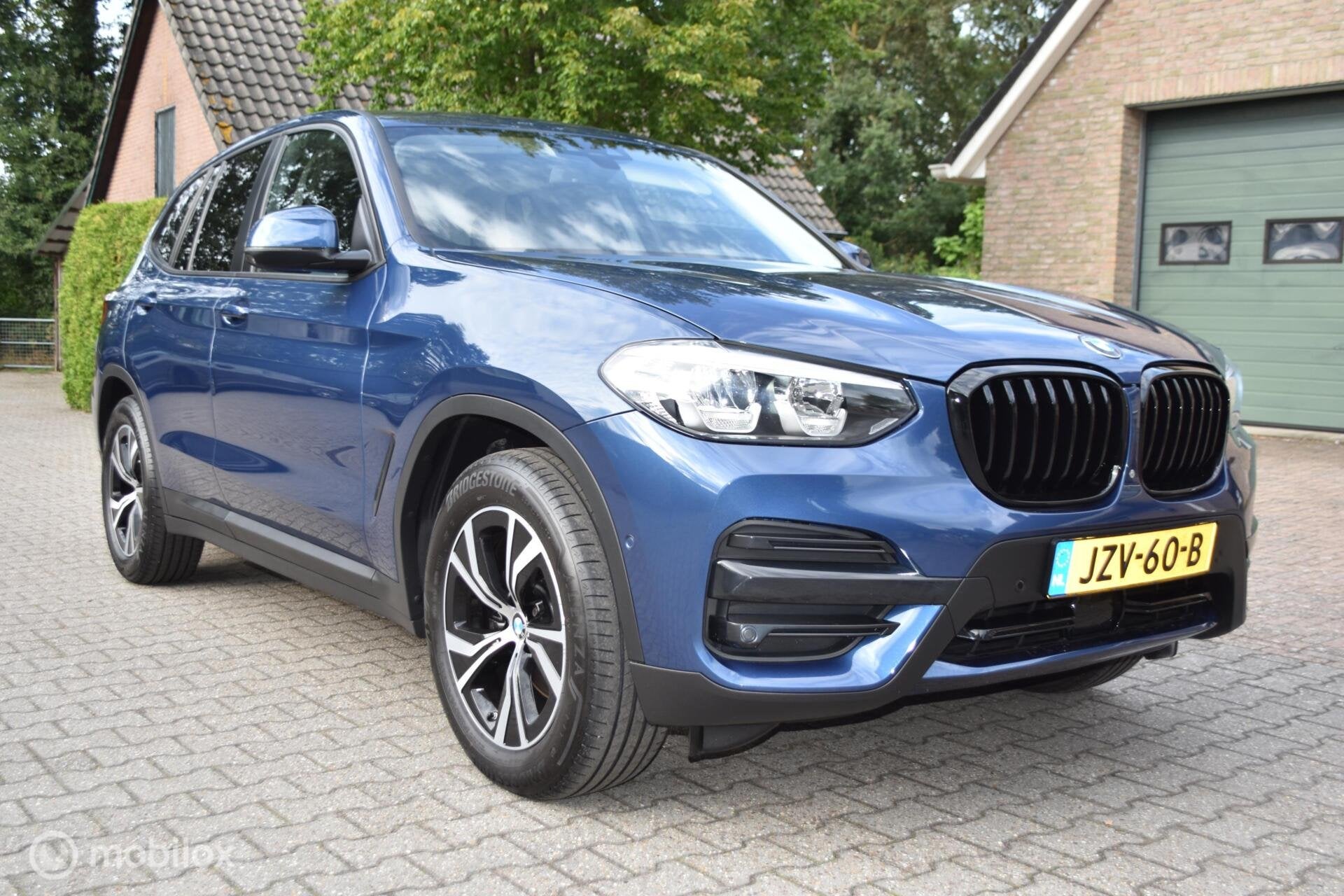 BMW X3 X Drive20i Exe Aut, Auto's, 1998 cc, Stof, Gebruikt, 2000 kg