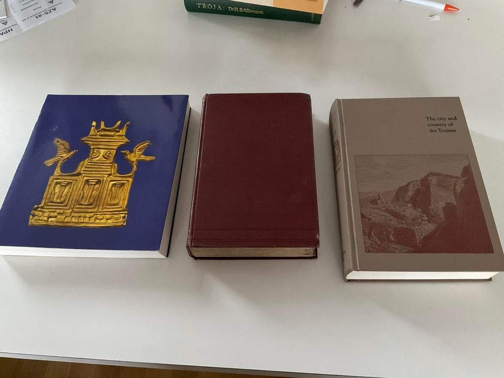 Schliemann boeken over o.a. Troje 30 euro per stuk, Boeken, Ophalen of Verzenden, Zo goed als nieuw, Europa