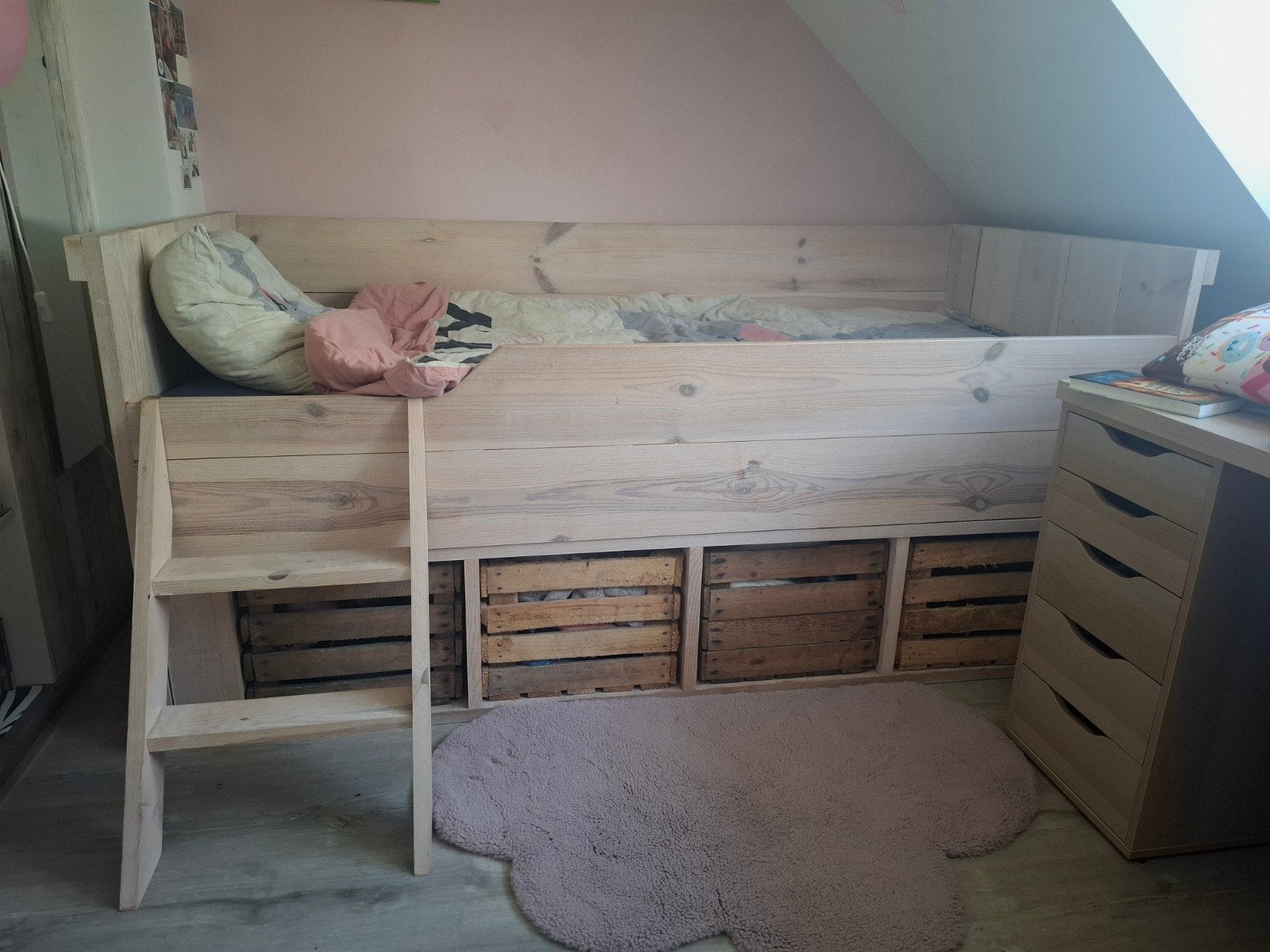 Kajuit bed Jasper 90 x 200 cm naturel, Ophalen, Zo goed als nieuw, Halfhoogslaper