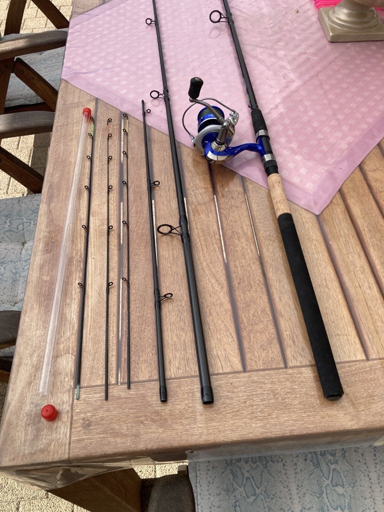 Te Koop Feeder SENSAS met Garbilino molen alles NIEUW, Ophalen, Nieuw, Molen