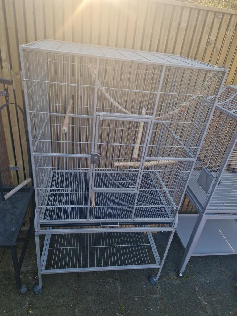 Ruime kooi, Dieren en Toebehoren, Ophalen, Metaal, Vogelkooi