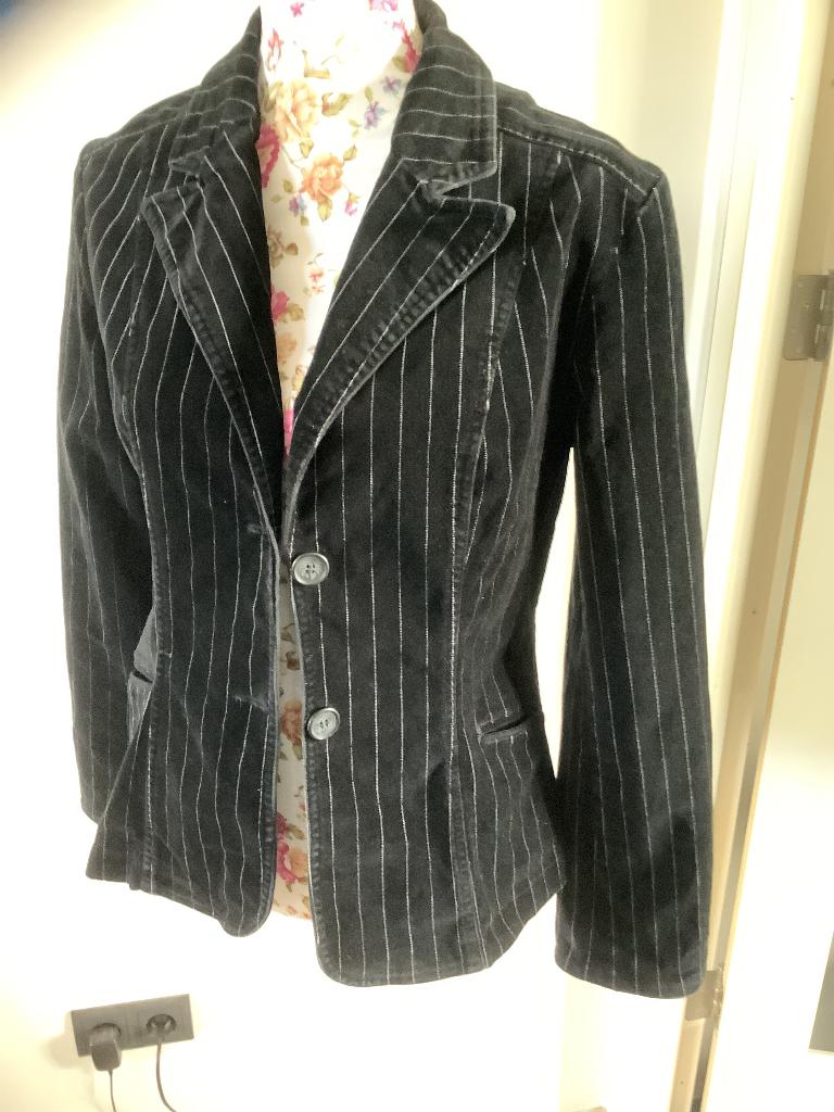 Mooi Zwart velours jasje met zilverdraad Clockhouse maat 40, Kleding | Dames, Maat 38/40 (M), Zwart, Ophalen of Verzenden, Zo goed als nieuw