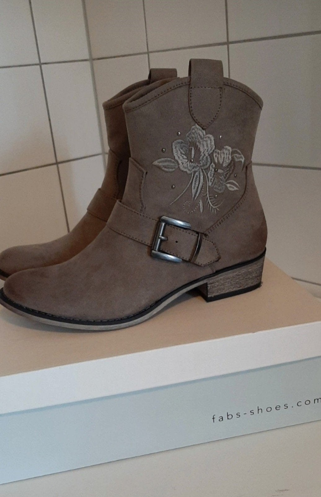 Fabs laarzen37, Fabs, Beige, Lage of Enkellaarzen, Nieuw