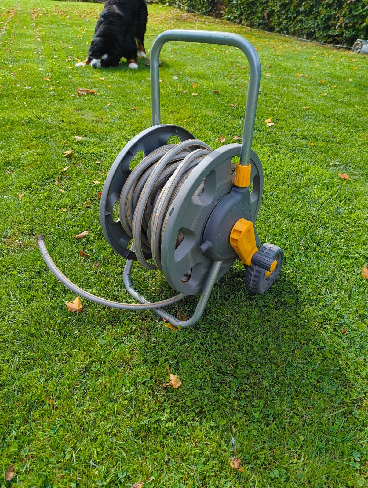 Hozelock Tuinslanghaspel met 15 meter slang (koppeling mist), Ophalen, Gebruikt, Tuinslanghaspel