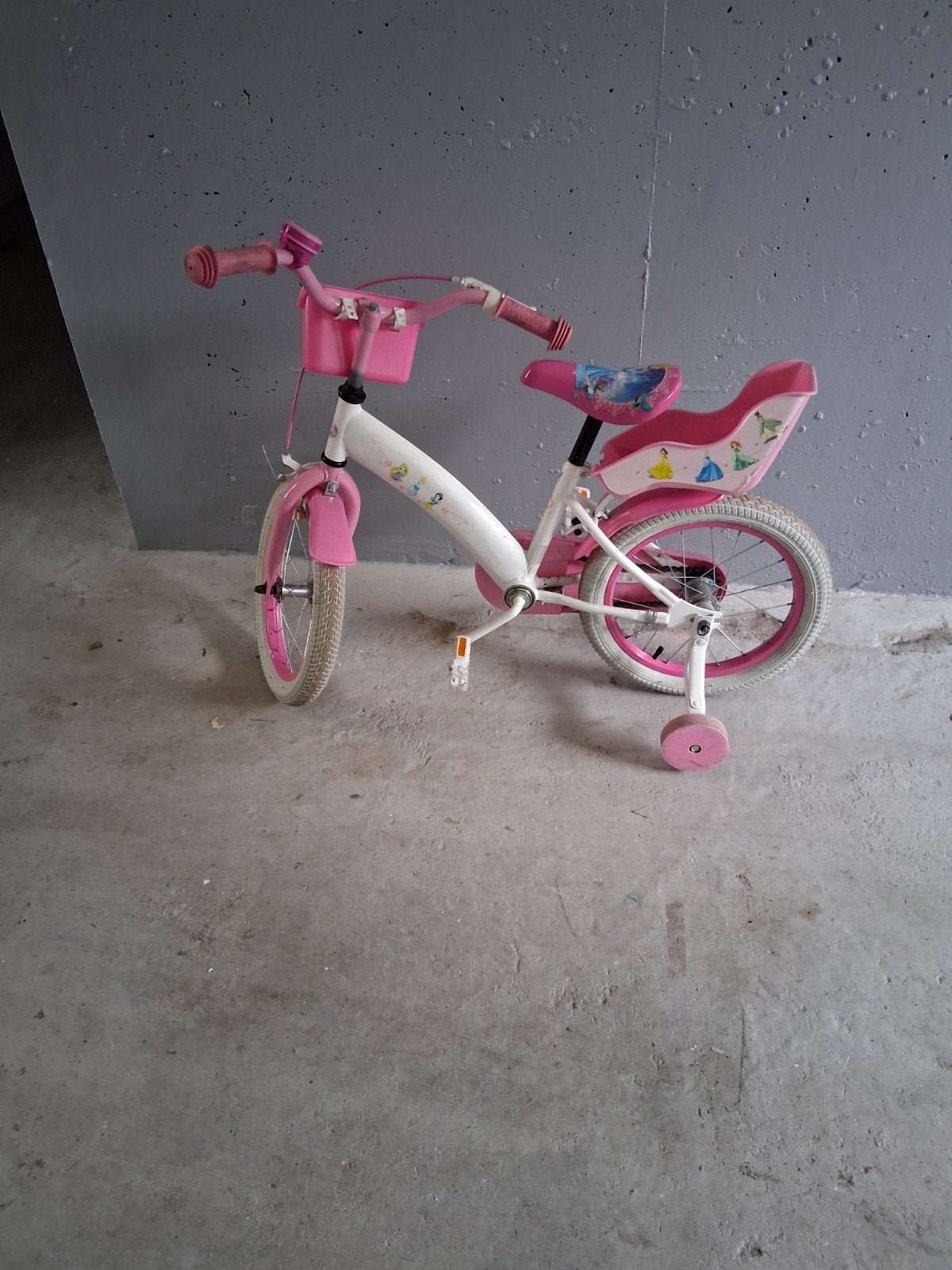 Roze kinderfiets met zijwieltjes - Disney Princess, Terugtraprem, Zijwieltjes, Ophalen, Disney Princess