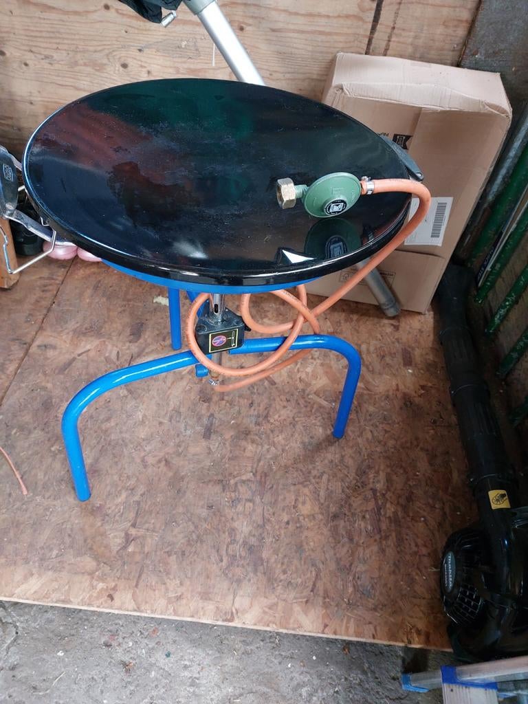 Schotelbrij / Paella Pan op Gas, Ophalen