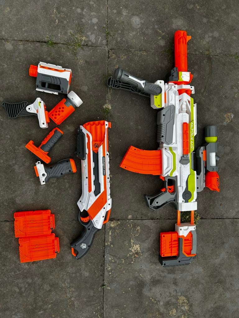 Nerf Modulus Blasters met accessoires, Ophalen of Verzenden, Gebruikt