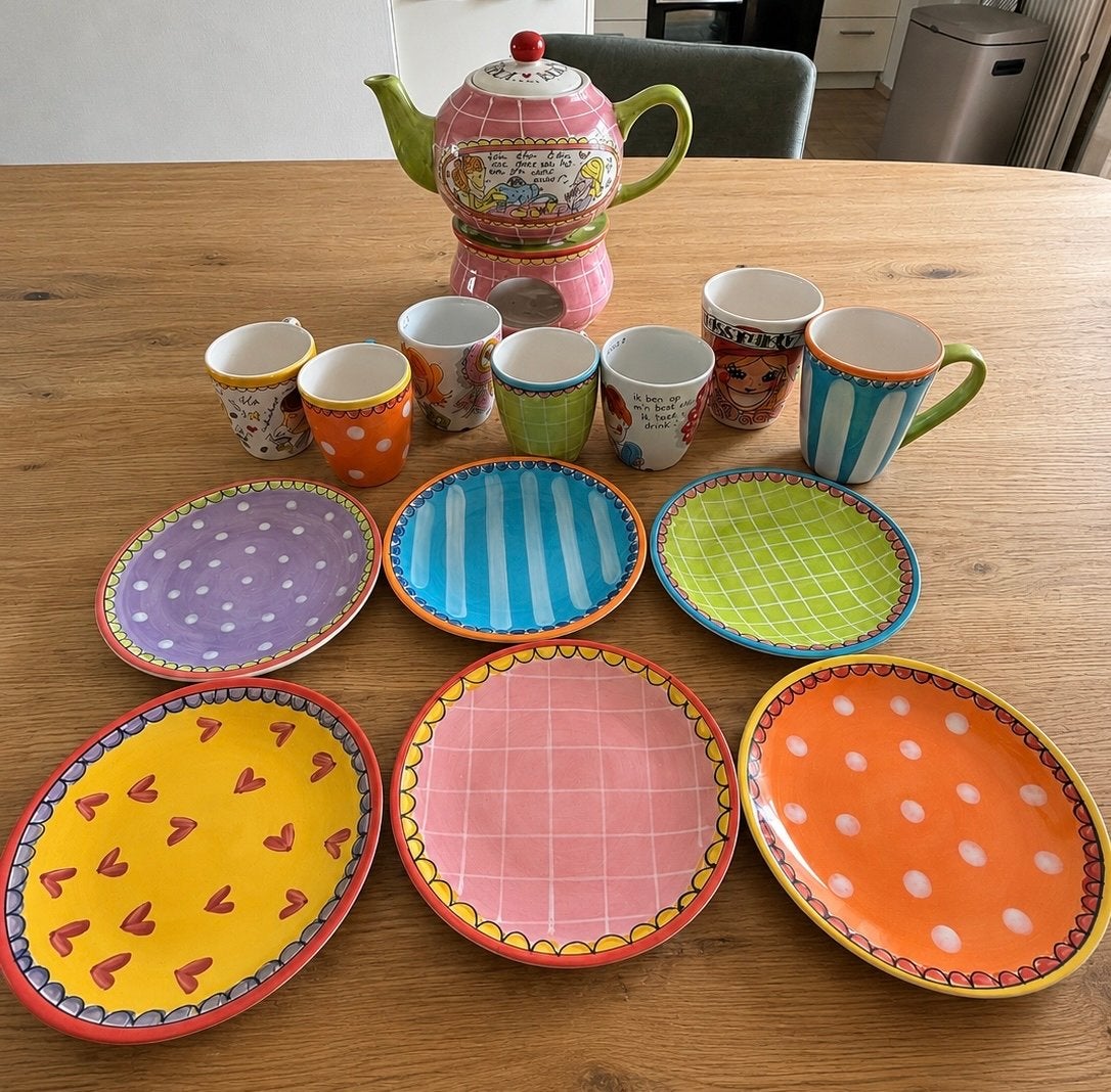 Blond Amsterdam servies: gebaksbordjes, mokken en theepot, Ophalen, Keramiek, Zo goed als nieuw, Bord(en)