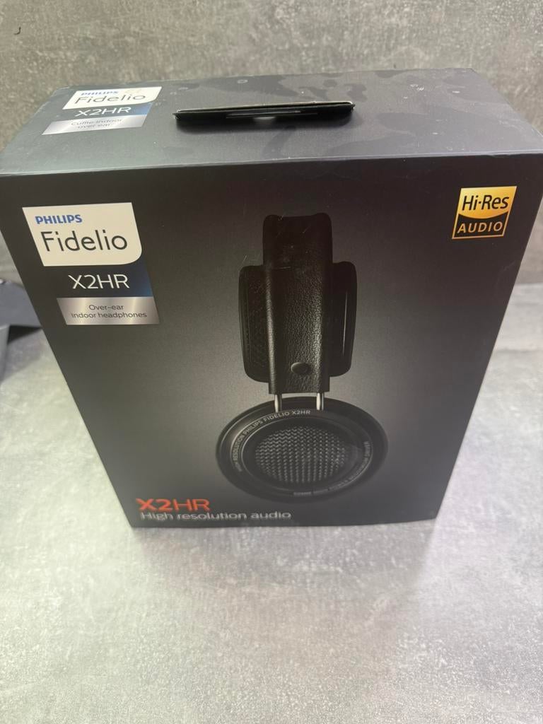 Philips Fidelio Fidelio, Ophalen, Op oor (supra aural), Philips