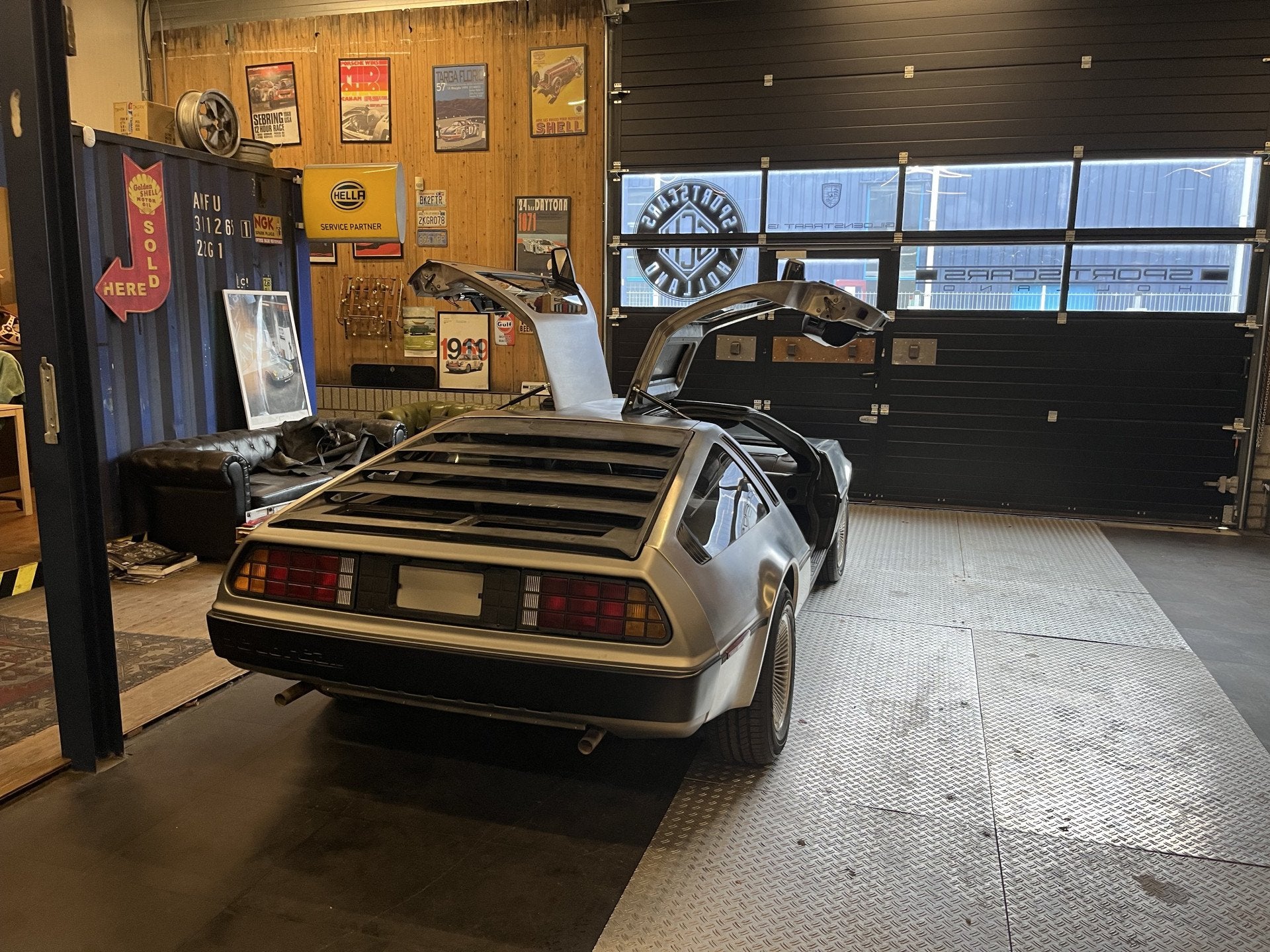 DMC DeLorean (bj 1981, automaat), foto 9