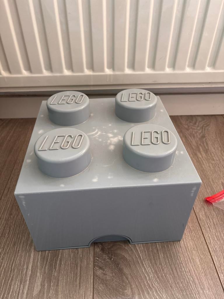 Lego opbergdoos grijs 4 noppen, Ophalen of Verzenden, Gebruikt, Overige typen, Lego