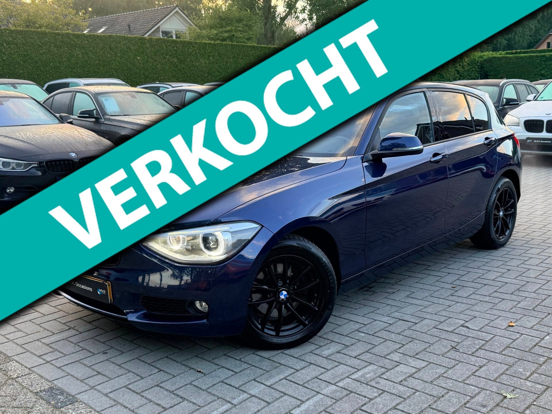 BMW 1-serie 118i Executive|Nieuwe Ketting + Klepseals|Carpla, Auto's, Gebruikt, 4 cilinders, Blauw, Origineel Nederlands