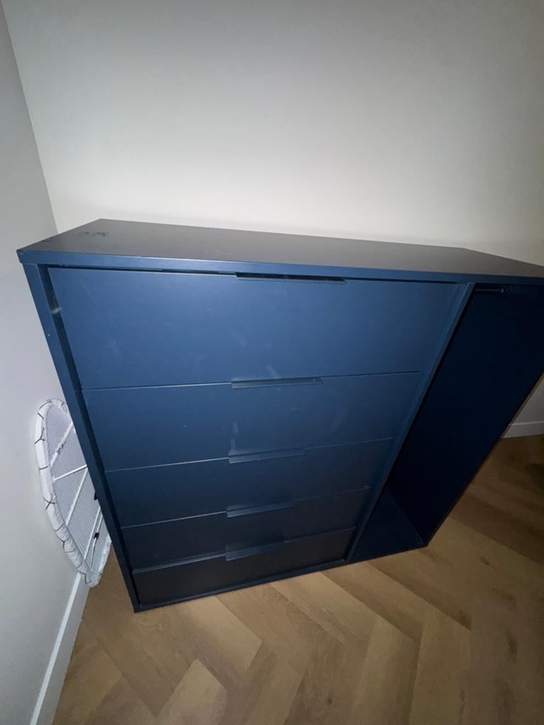Kledingkast, Huis en Inrichting, Kasten | Roldeurkasten en Archiefkasten, Ophalen, 100 tot 150 cm, Zo goed als nieuw, 150 tot 200 cm