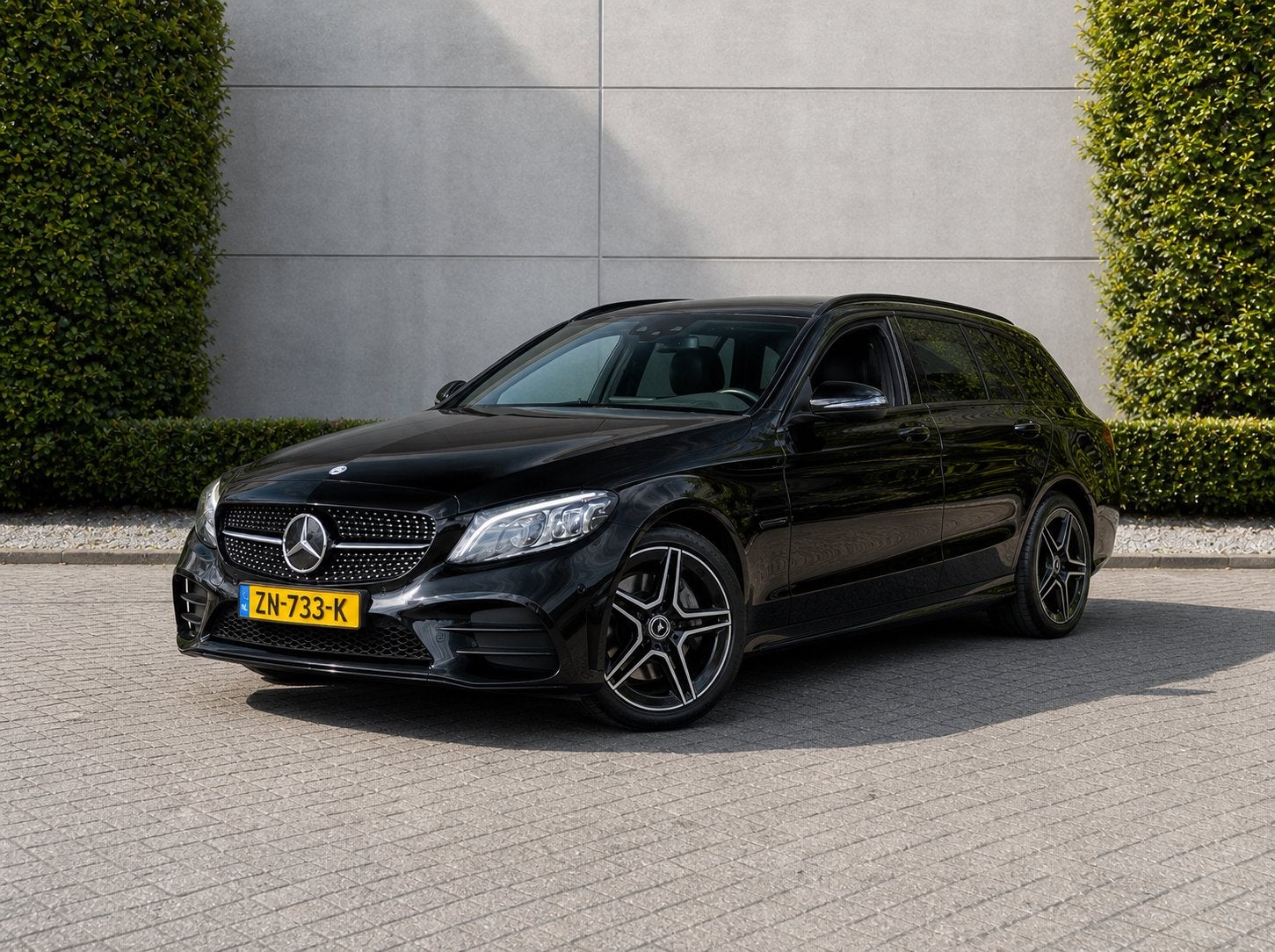Mercedes-Benz C-Klasse / AMG PAKKET / STOELVERW/NAP/TREKHAAK, Achterwielaandrijving, 1800 kg, Zwart, Stationwagon