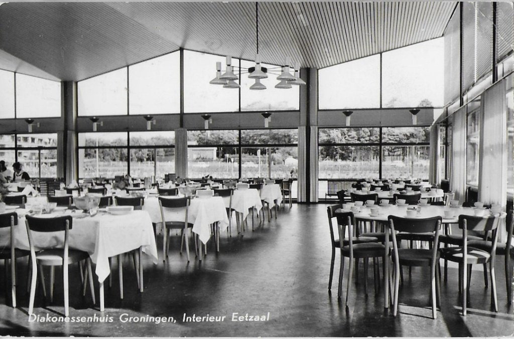 Groningen diakonessenhuis eetzaal oude ansichtkaart( a2505, Ophalen of Verzenden, 1940 tot 1960, Gelopen, Groningen