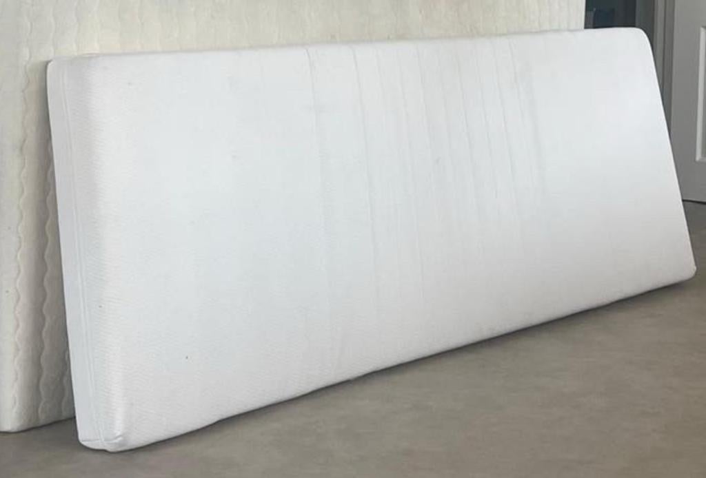 GRATIS 1 matras MOET WEG, Ophalen, Zo goed als nieuw, Eenpersoons, 90 cm