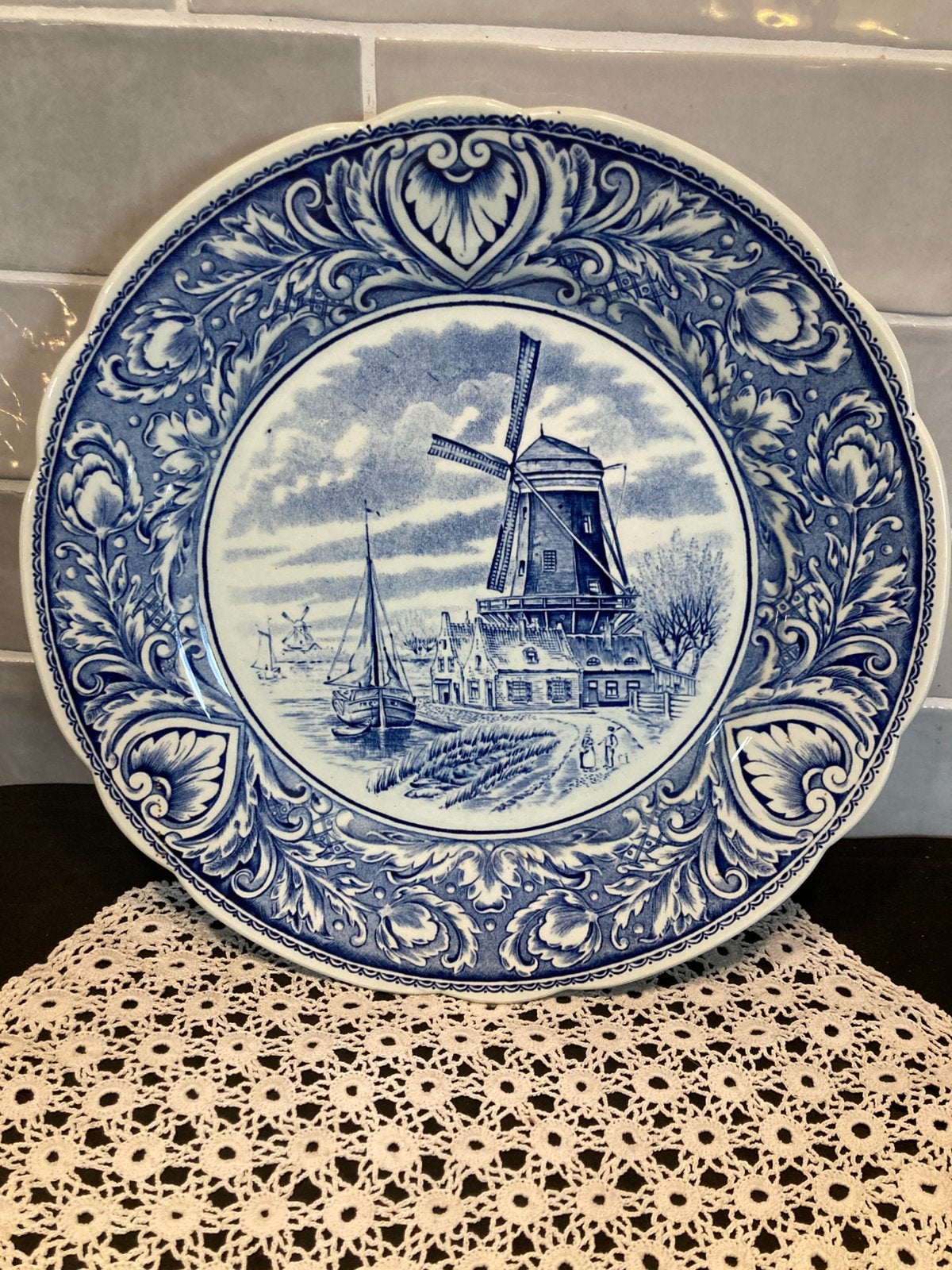 Delfts blauw bord, molen, Boch (300326), Ophalen of Verzenden