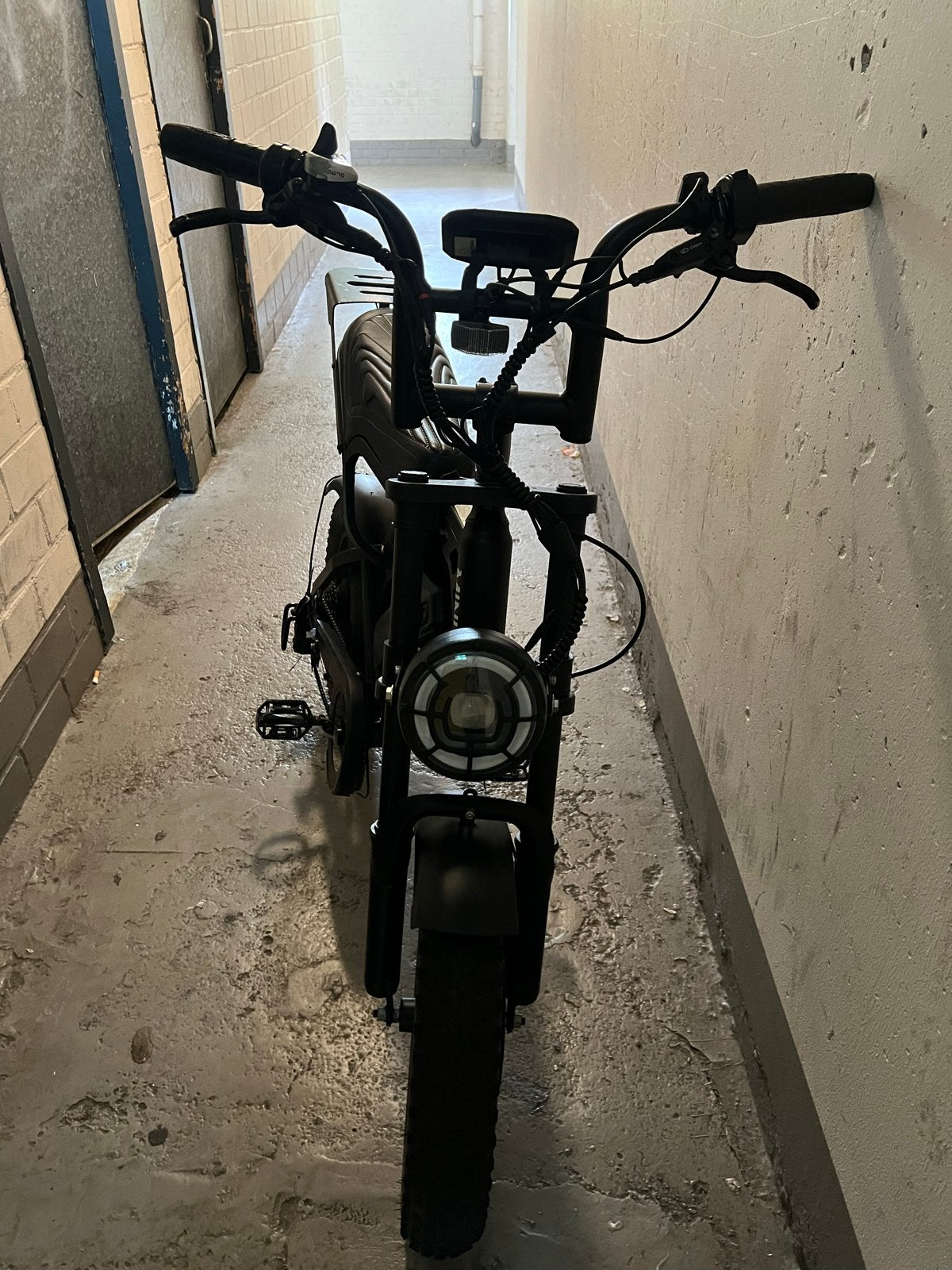 V20 Mini E-bike - 25 km/u met slot, defect, Fietsen en Brommers, Elektrische fietsen, 59 cm of meer, Ophalen of Verzenden, Gebruikt