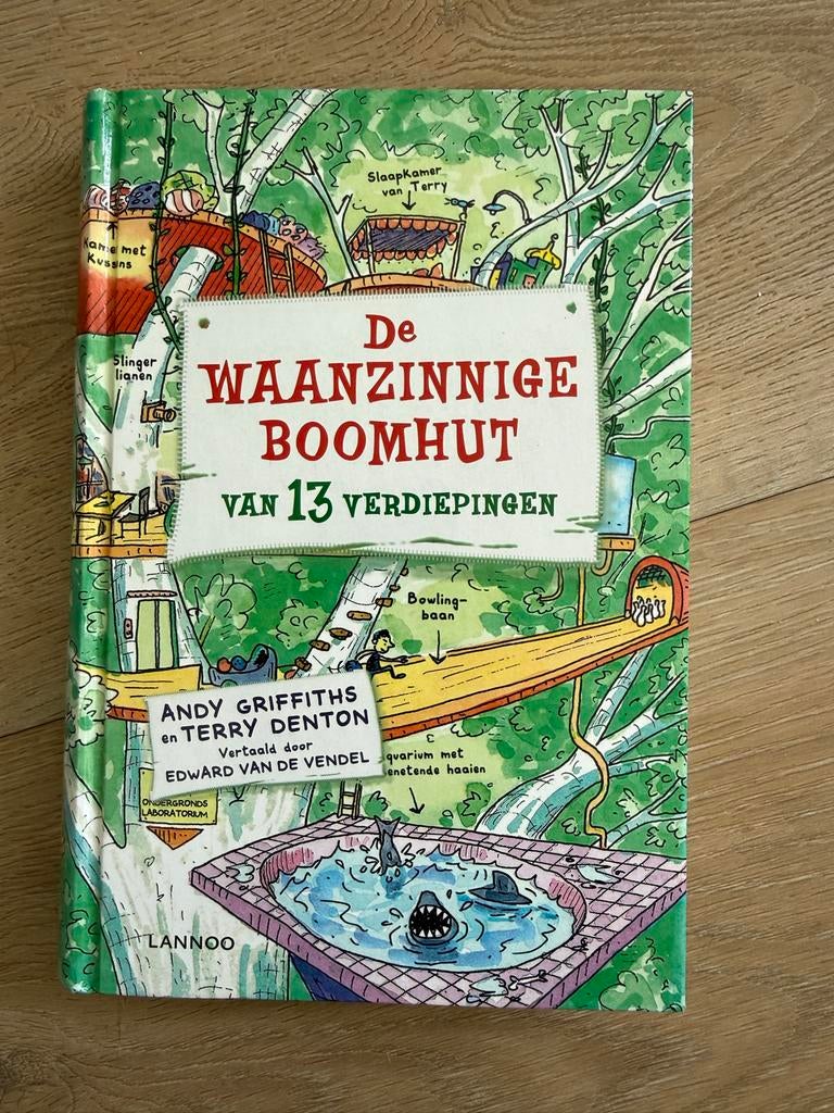 Boek De waanzinnige boomhut van 13 verdiepingen - deel 1, Terry Denton; Andy Griffiths, Fictie algemeen, Ophalen of Verzenden