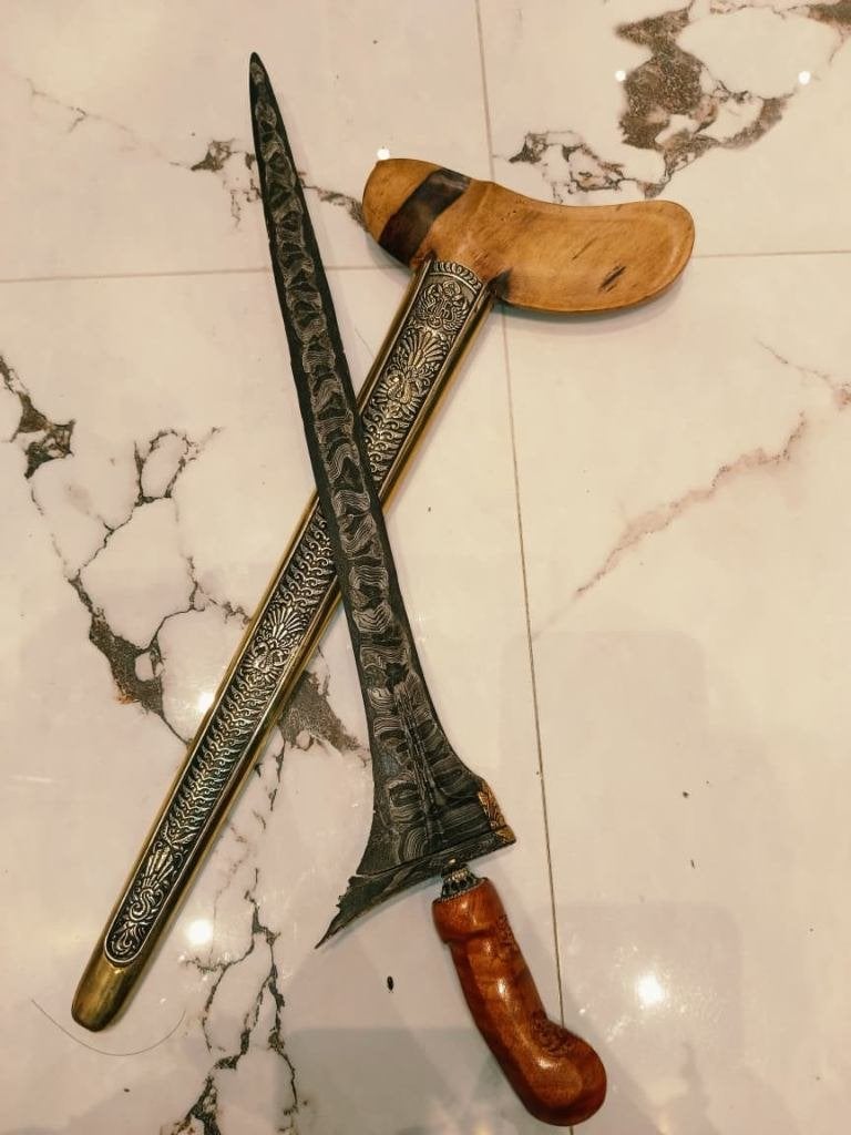 Antieke Keris Jalak Sangu Tumpeng Lawe Saukel Goud SVE87, Verzenden, Overige materialen, Indonesië, Meerkleurig