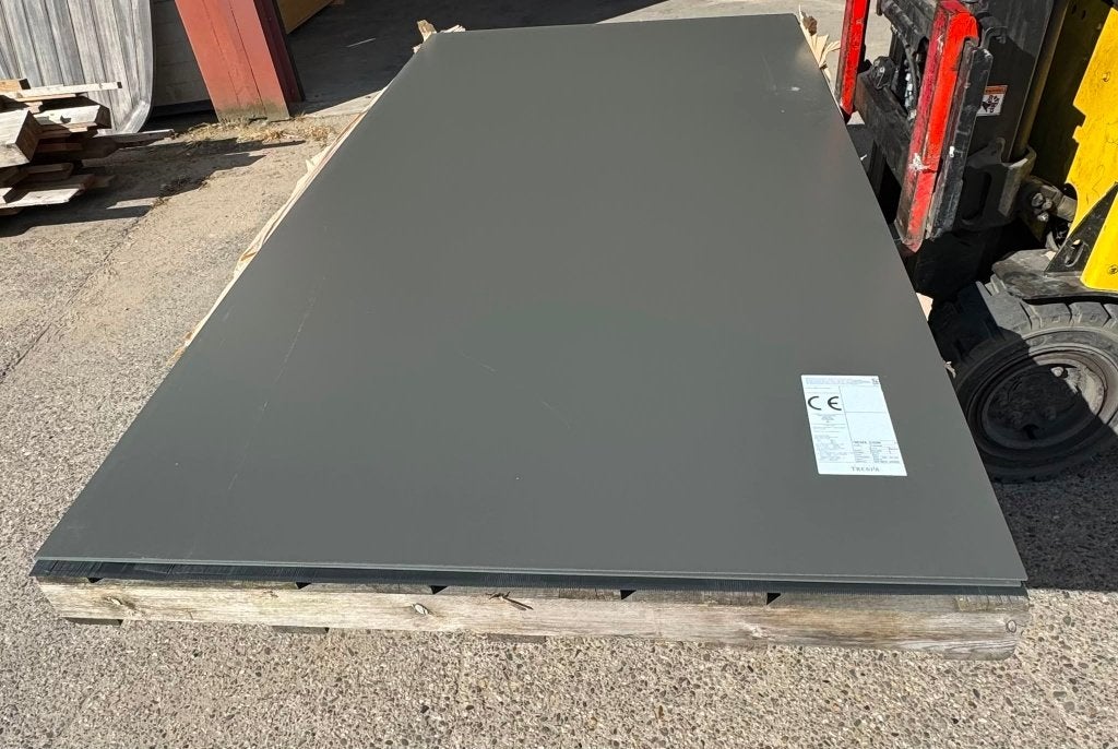 Trespa Izeon 6mm 305x153 cm RAL7022 Umbra Grijs, Tuin en Terras, Ophalen, Nieuw, 250 cm of meer, Overige typen
