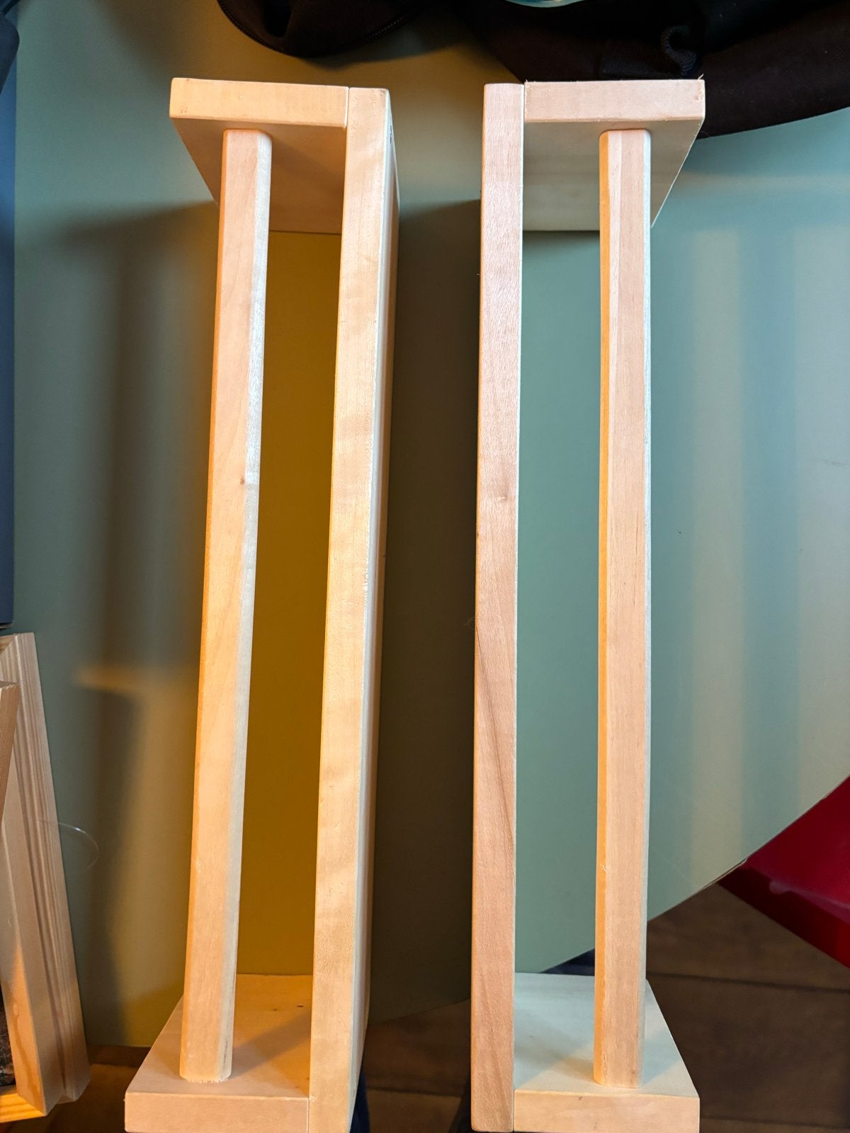 2 IKEA rekjes hout - veelzijdig te gebruiken, Met plank(en), Minder dan 50 cm, Gebruikt, Ophalen of Verzenden