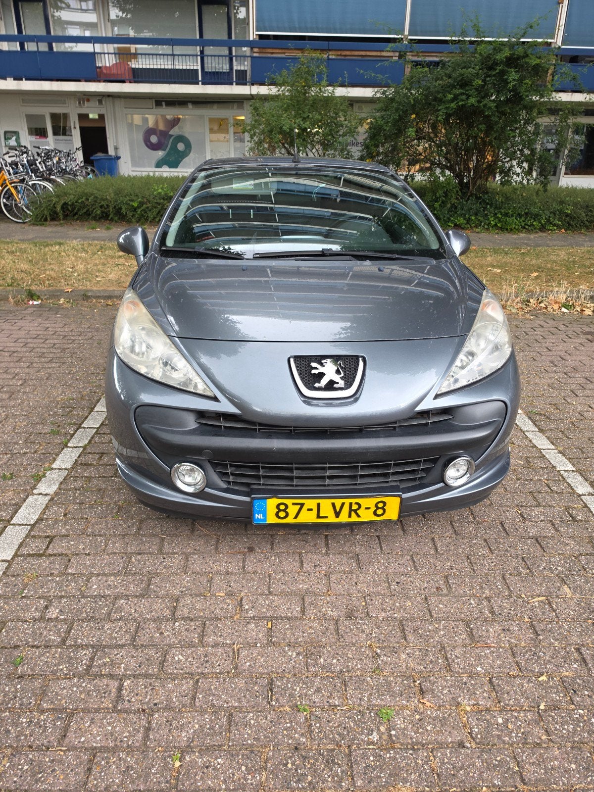 Peugeot 207 1.6 16V CC 88KW 2008 Grijs, Auto's, Peugeot, Voorwielaandrijving, 15 km/l, 4 cilinders, Cabriolet