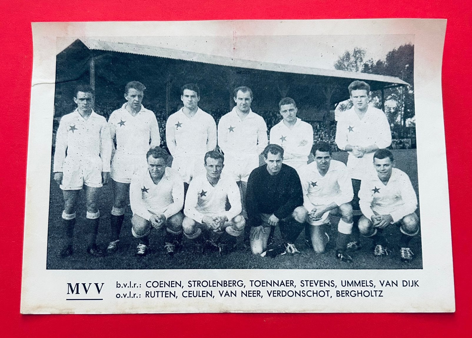 M.V.V. - MONTY - Elftalplaat - 1960, Verzamelen, Ophalen of Verzenden, Gebruikt, Overige binnenlandse clubs, Spelerskaart
