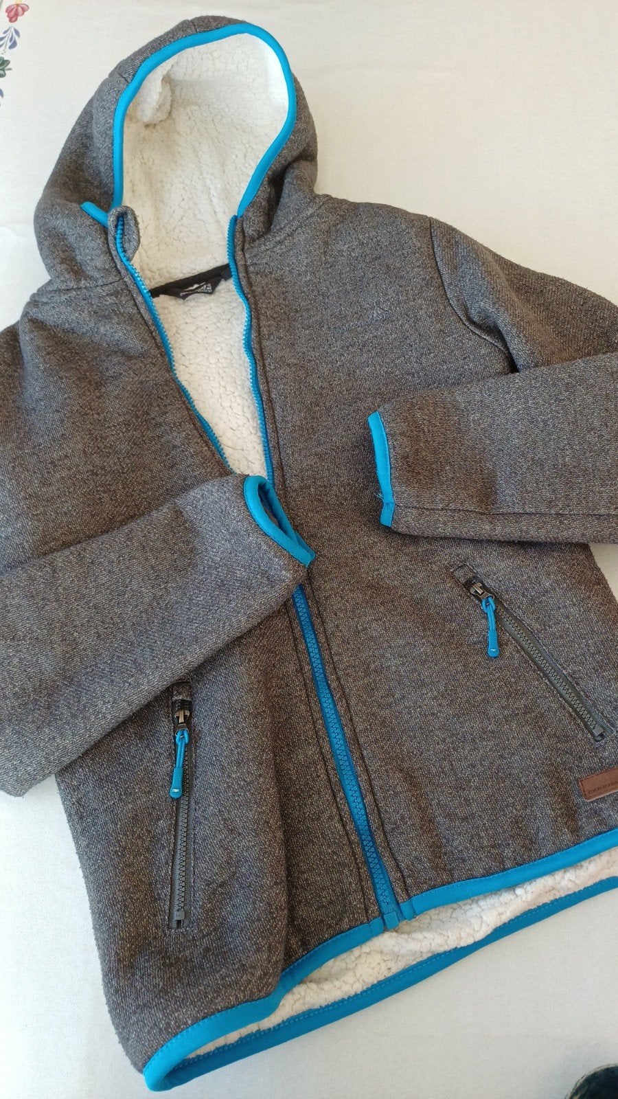 Heerlijk warm grijs vest. Maat 152., Gebruikt, Mountainpeak, Jongen of Meisje, Trui of Vest