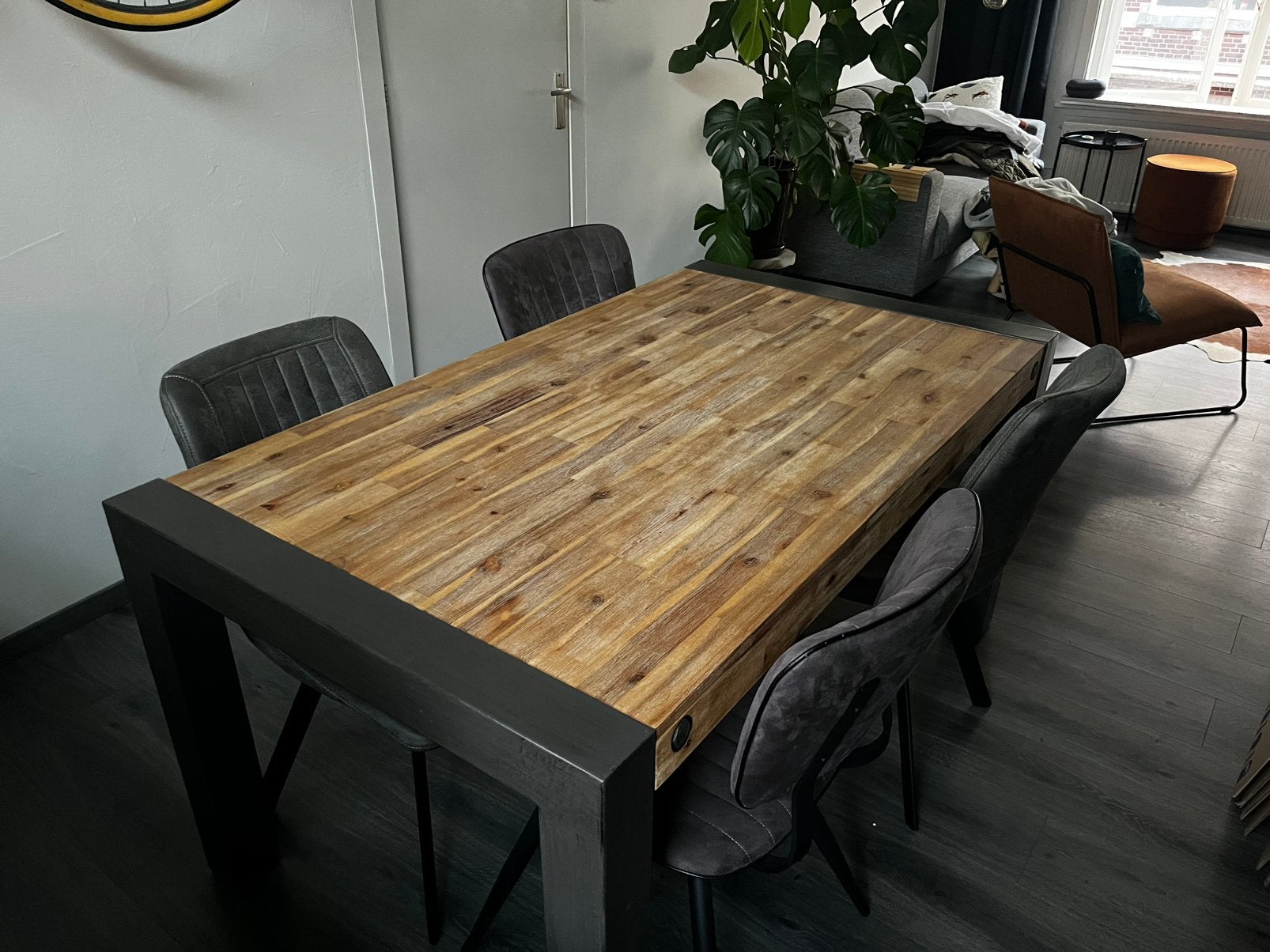 Robuuste eettafel 160x90cm, Huis en Inrichting, Tafels | Eettafels, Ophalen, 50 tot 100 cm, Zo goed als nieuw, 150 tot 200 cm