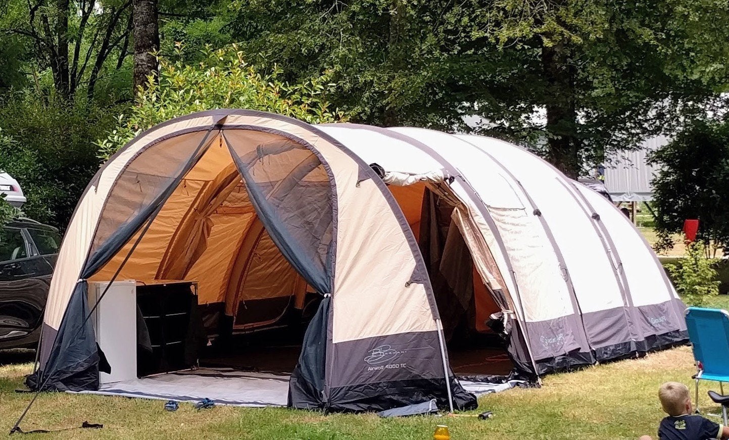 Bardani Airwolf 4000 opblaasbare tunneltent., Caravans en Kamperen, Ophalen, Gebruikt, Tot en met 5