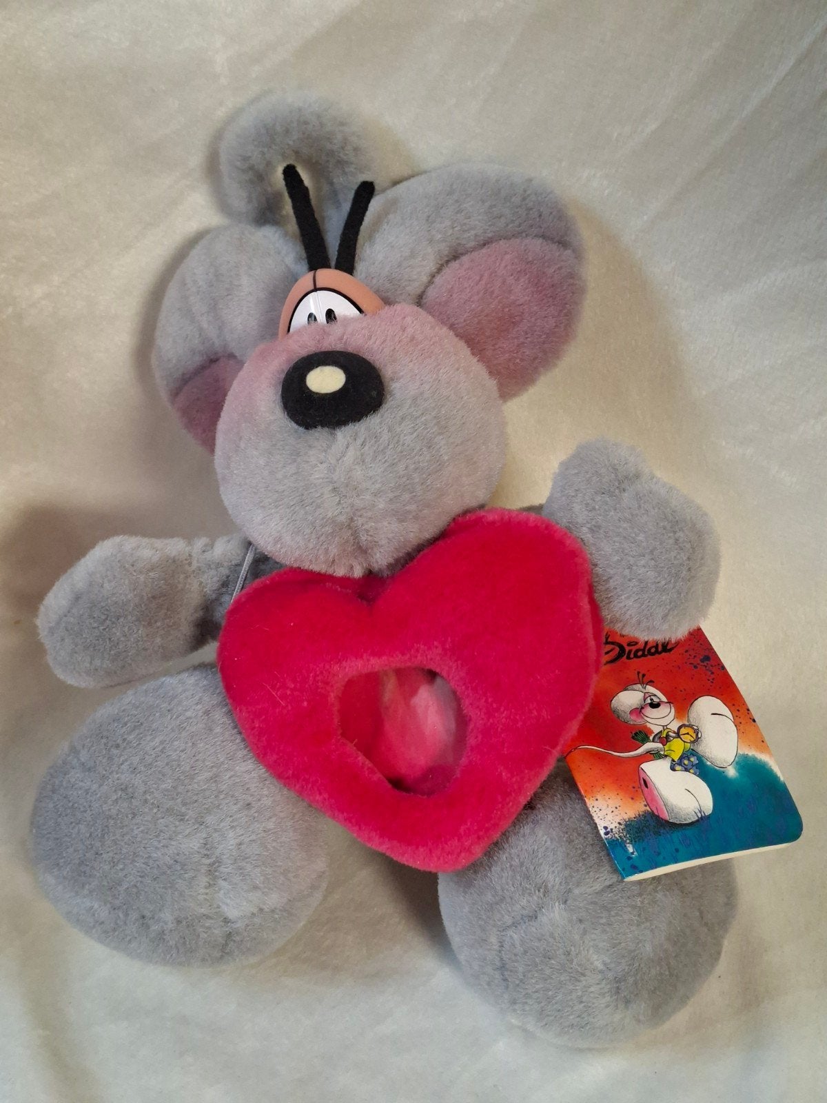 Diddl knuffel met hartje - Zo goed als nieuw, Kinderen en Baby's, Speelgoed | Knuffels en Pluche, Muis, Overige merken, Overige karakters