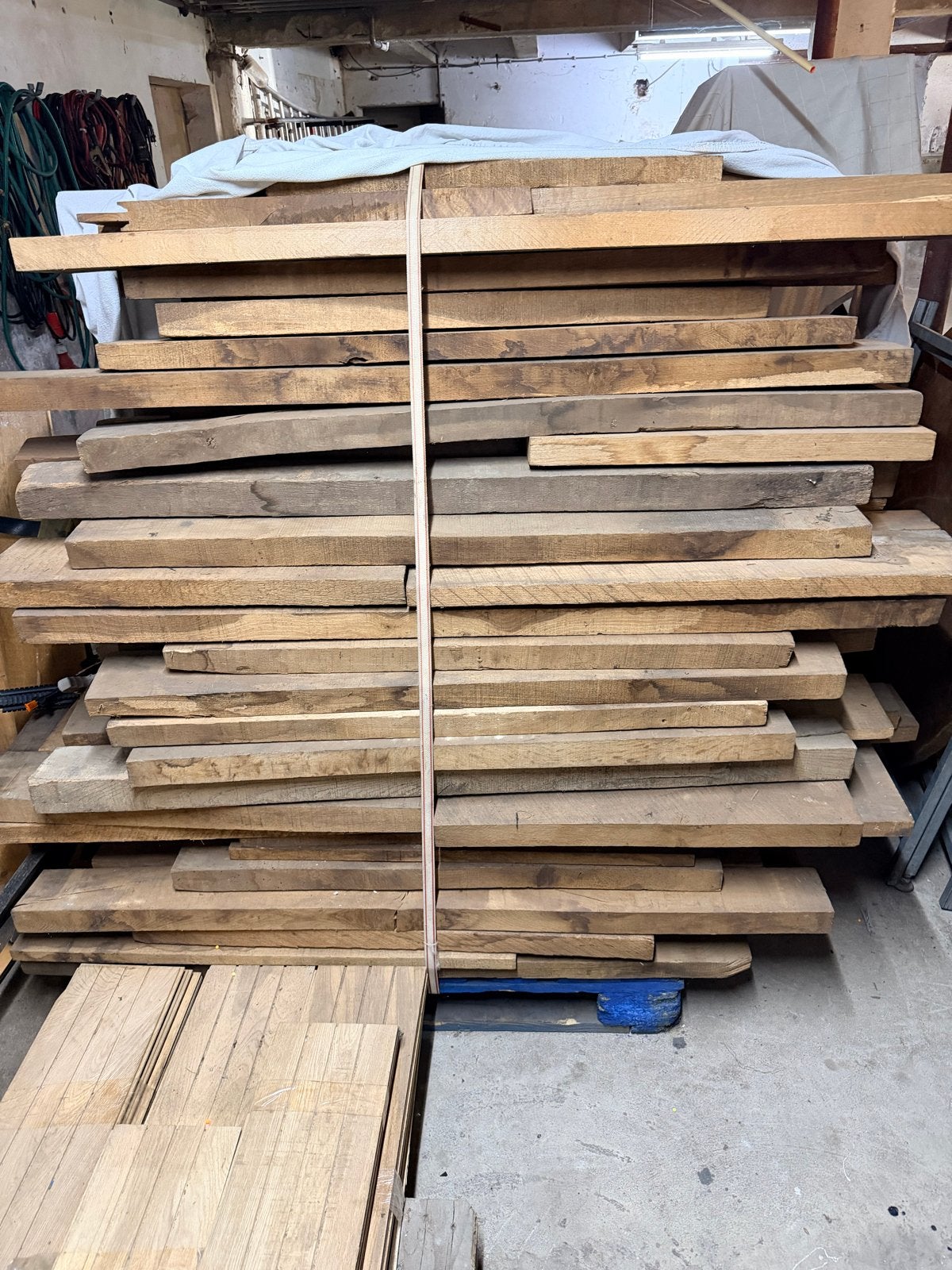 1,5M3 Kurkdroog Eiken Meubelhout - Diverse Maten, Doe-het-zelf en Verbouw, Hout en Planken, Ophalen, Gebruikt, Eiken, Plank