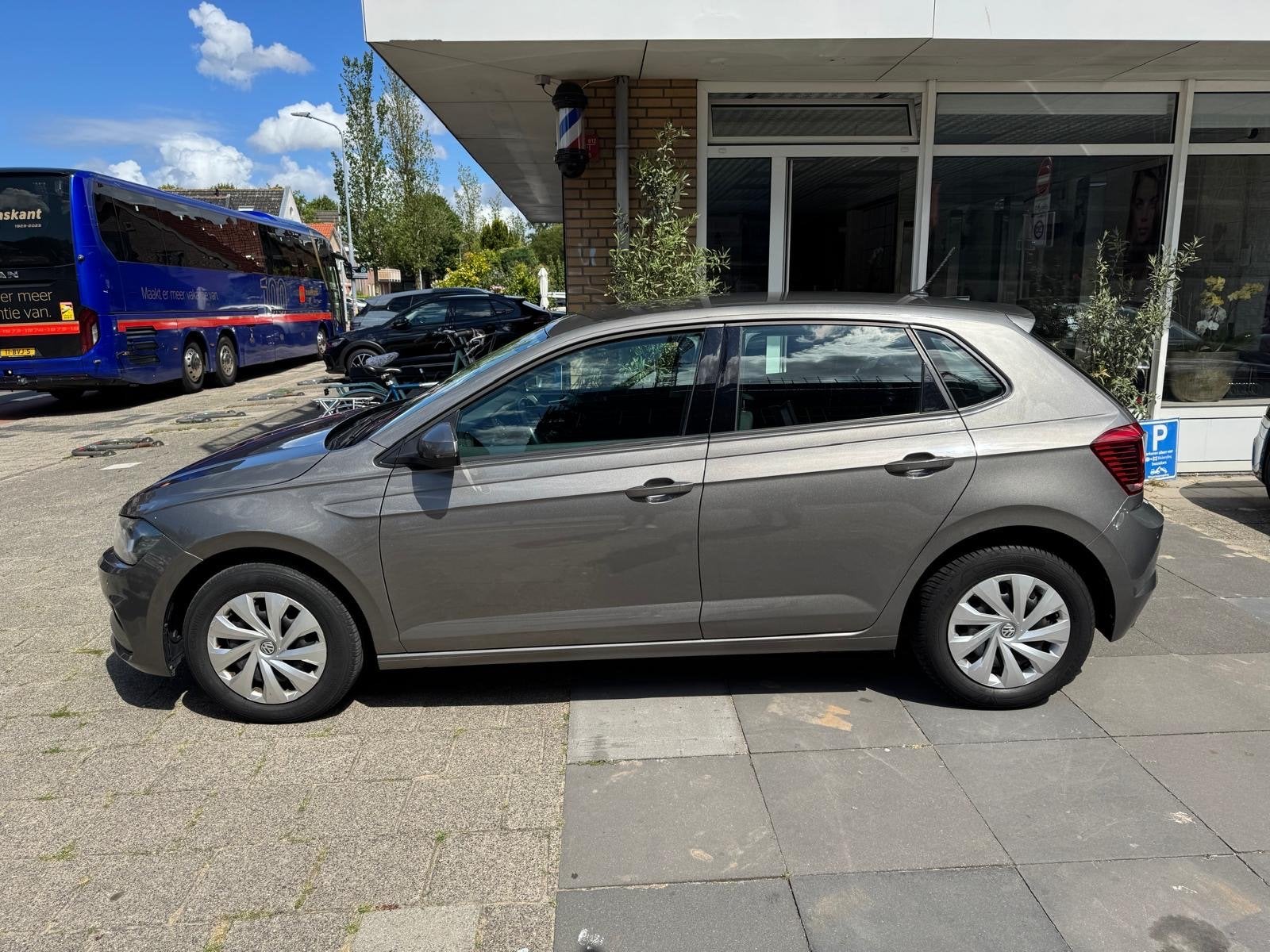Volkswagen Polo 1.0 TSI 95PK 5D Bluemotion 7-DSG 2018 Grijs, 95 pk, 49 €/maand, Particulier, 1080 kg