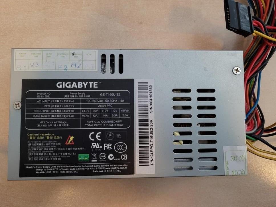 Gigabyte GE-T1600U-E2 160W ATX TFX Voeding PSU, Computers en Software, Interne voedingen, Ophalen of Verzenden, Zo goed als nieuw