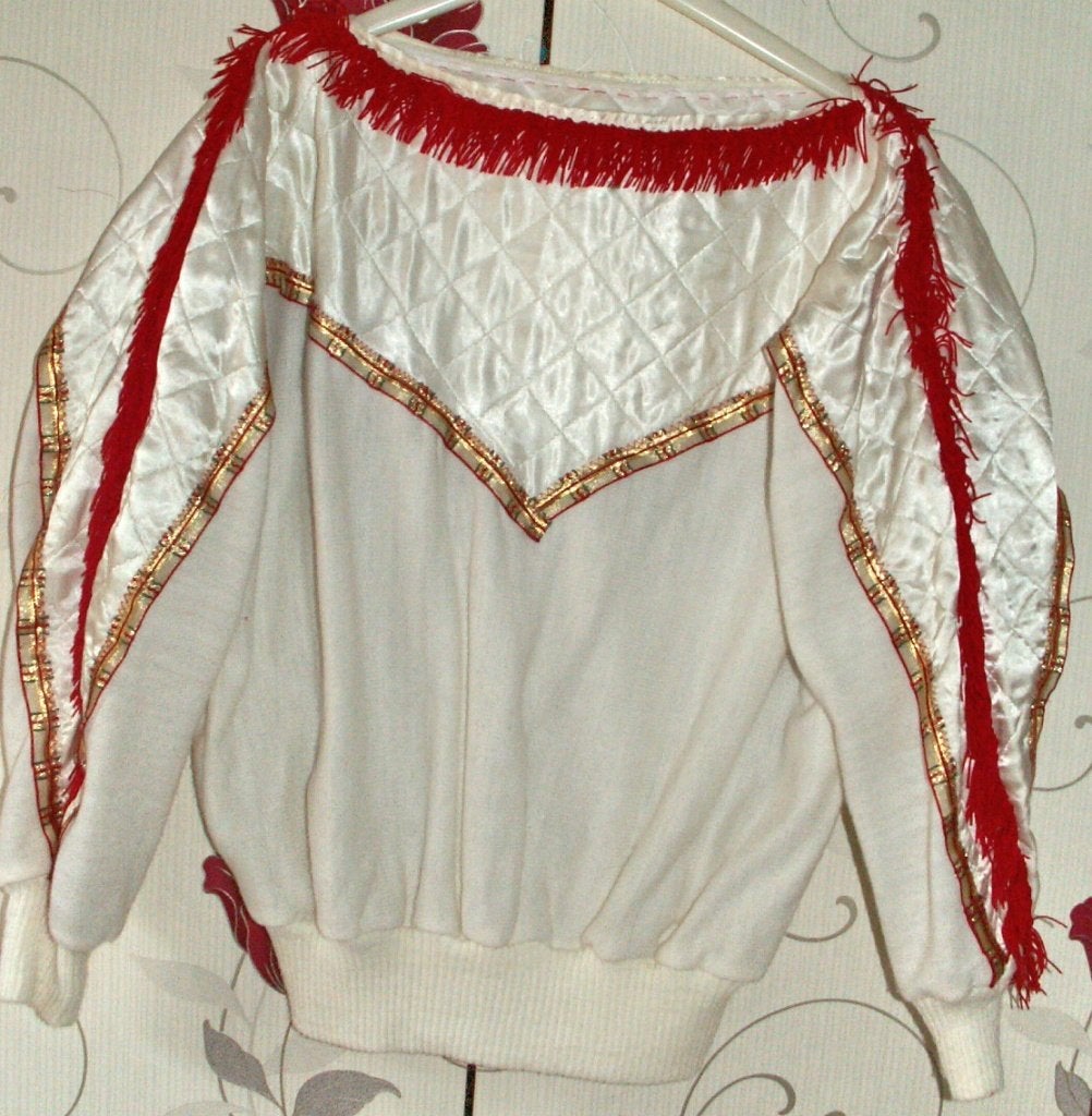 sweater wit met rode franje, Ophalen, Zo goed als nieuw, Maat 38/40 (M), Wit