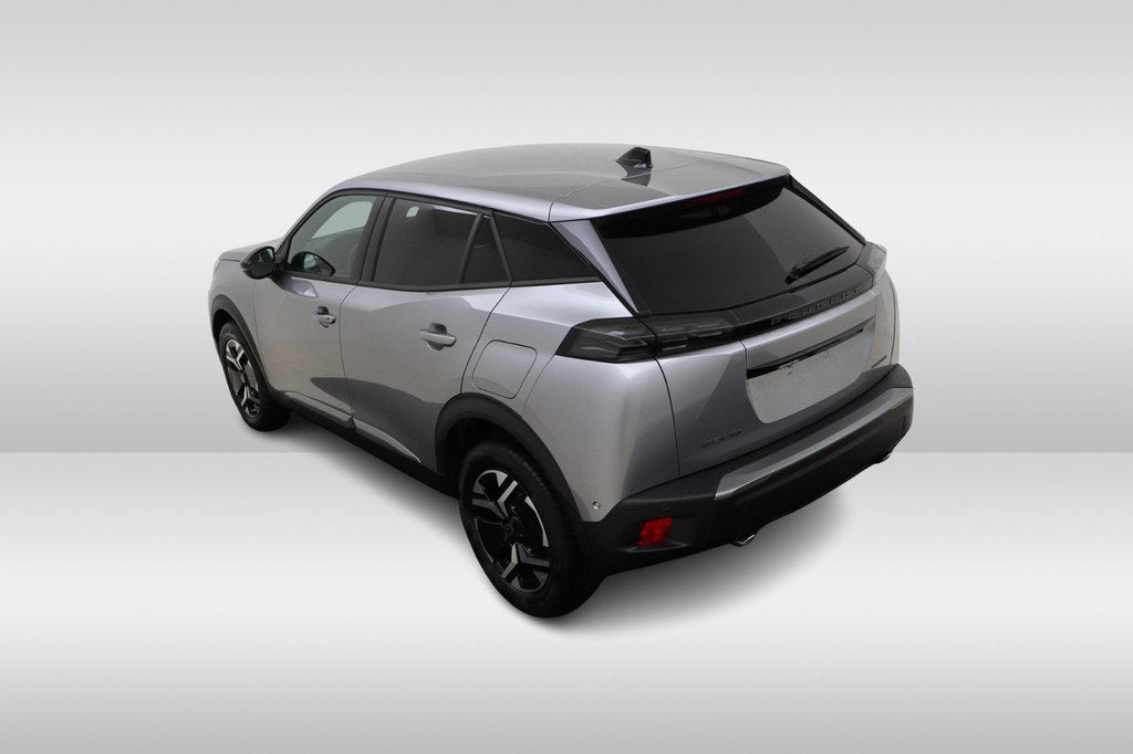 Peugeot 2008 1.2 HYBRID 145PK ALLURE E-DCS6 | Navigatie Pack, Auto's, Peugeot, Gebruikt, Zwart, 1199 cc, Leder en Stof