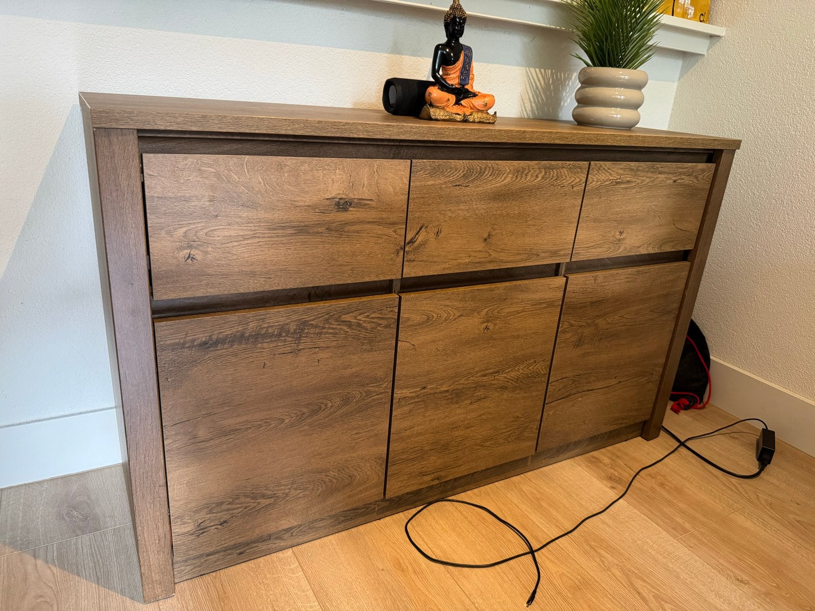 Jysk Vedde dressor 3 door [SALE], Ophalen, 100 tot 150 cm, Zo goed als nieuw, Met lade(s)