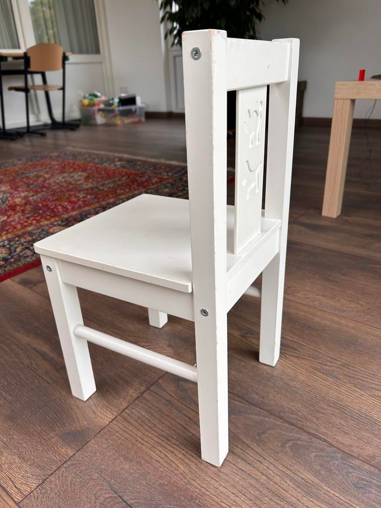 IKEA Kindertafel en Stoel - Wit, Ophalen, Zo goed als nieuw, Tafel(s) en Stoel(en)