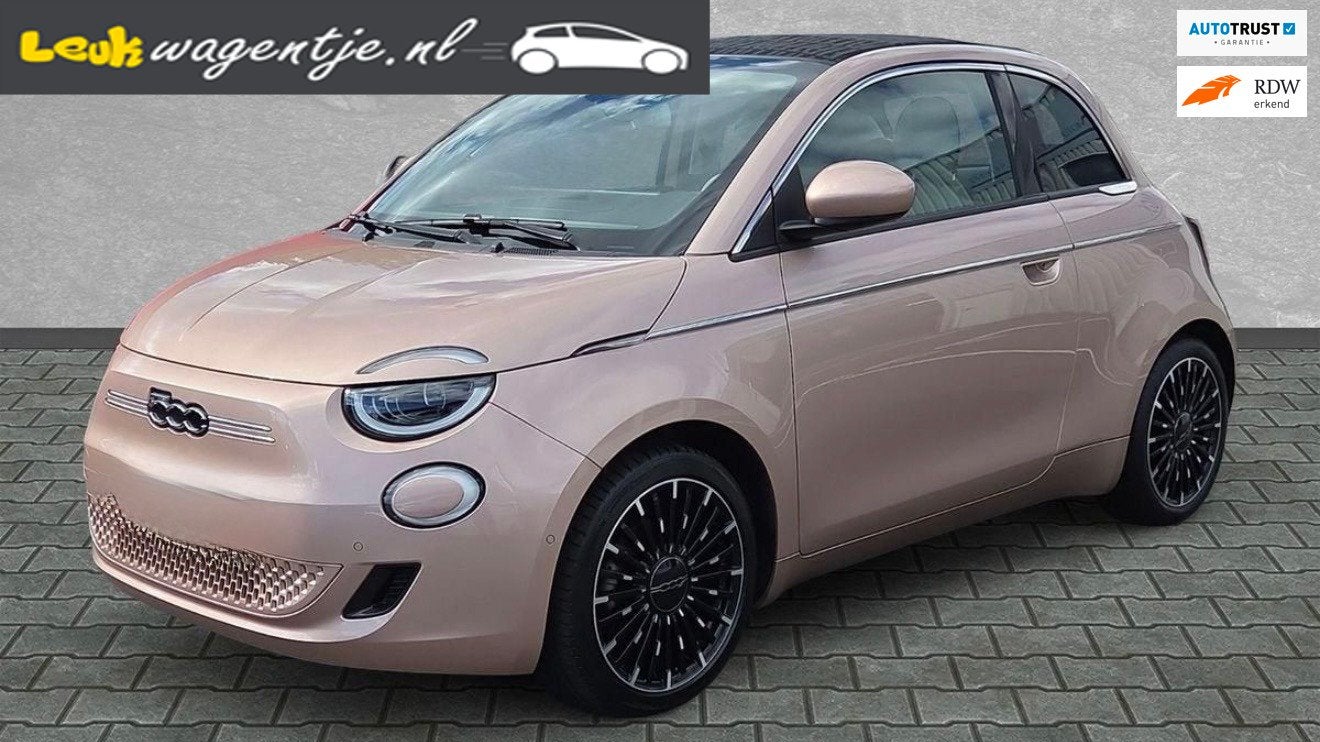 Fiat 500 C e La Prima 42 kWh Cabrio *camera *leer *carplay, Gebruikt, 118 pk, Overige kleuren, Cabriolet