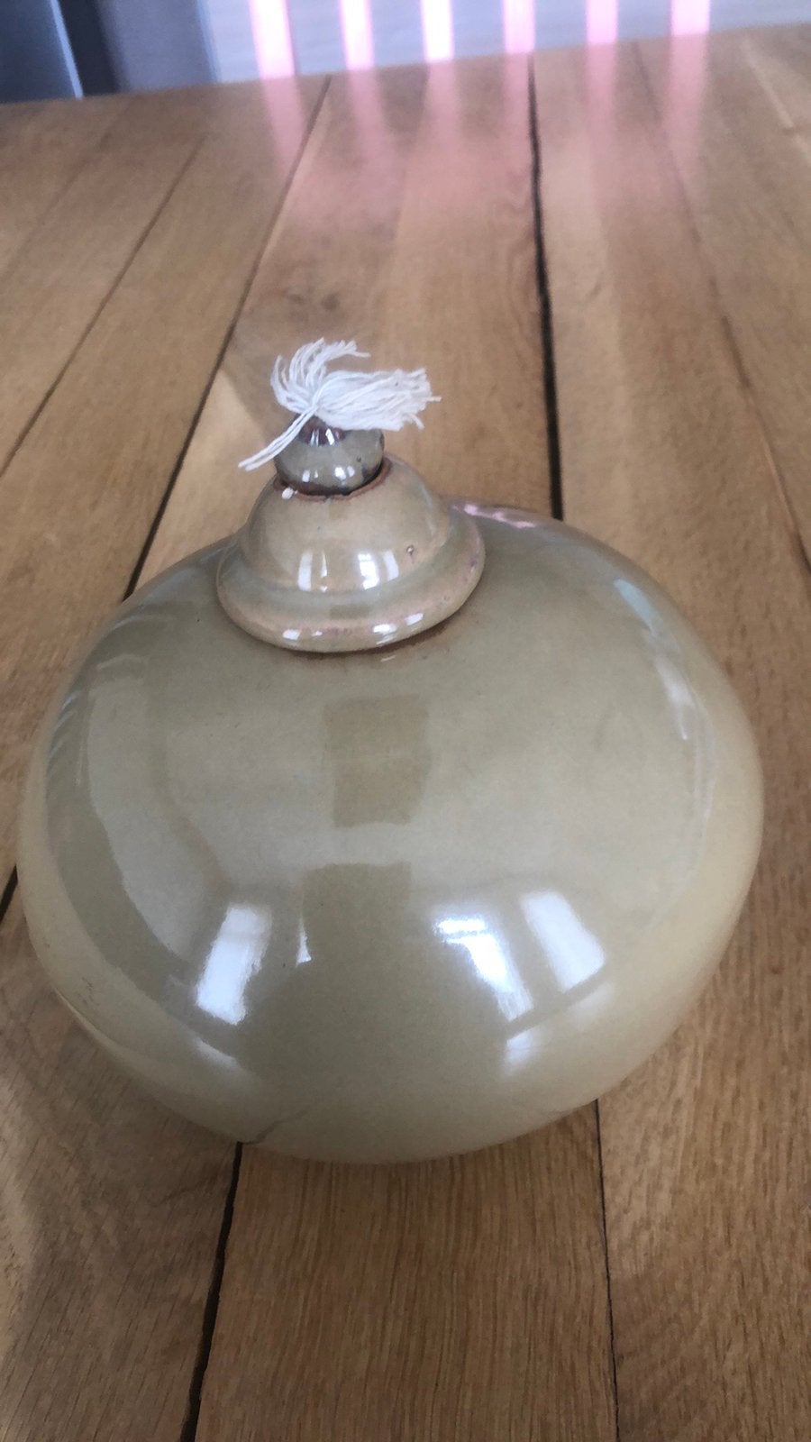 Olielamp zandkleur, diameter 17 cm en hoog 17 cm, Ophalen of Verzenden