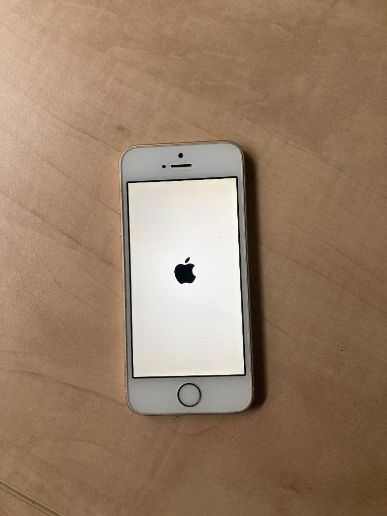 Te koop iPhone SE 2016, Telecommunicatie, Gebruikt, Ophalen of Verzenden, Zonder simlock, Goud