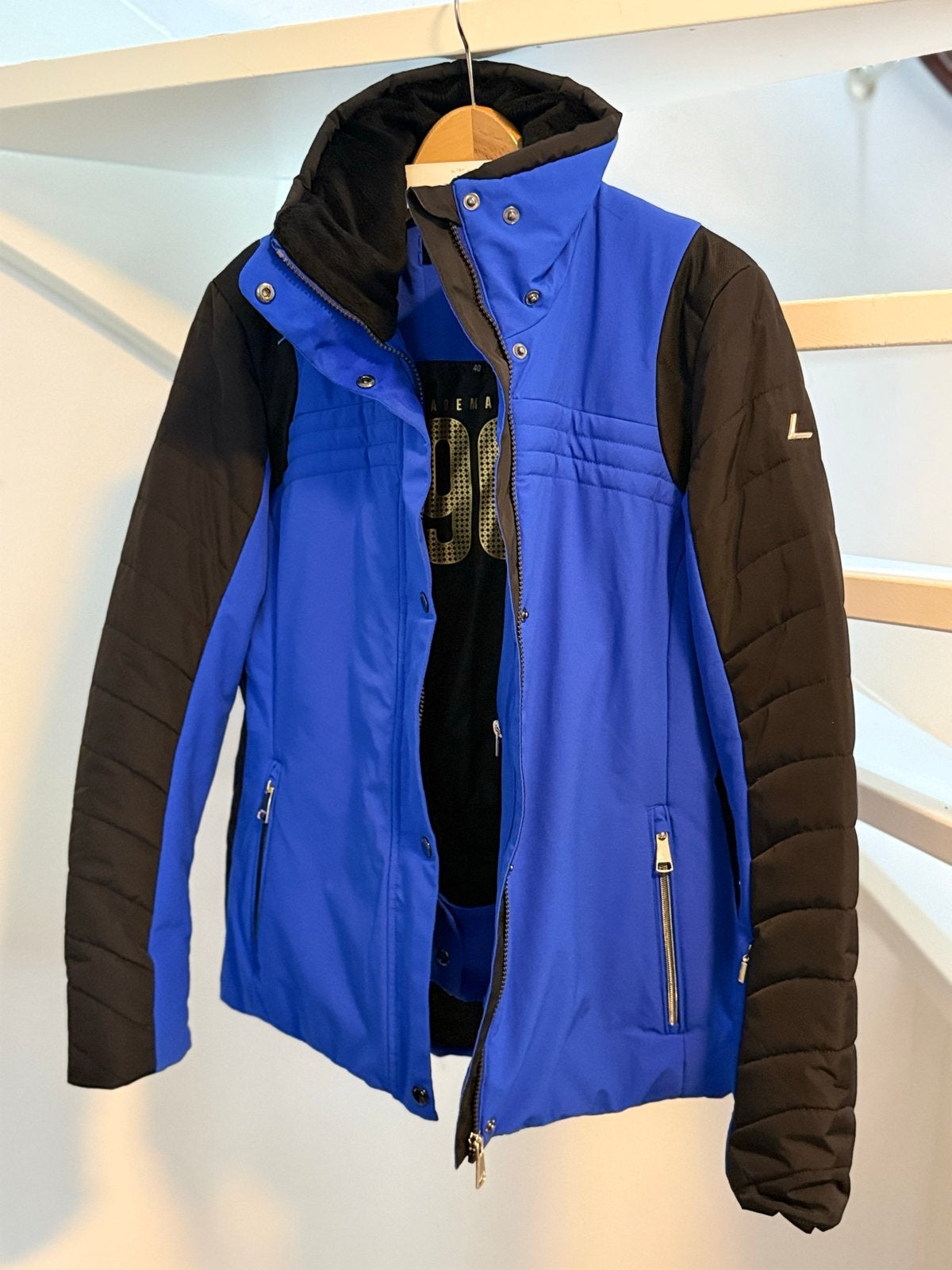 Ski-jas / Winterjas  Luhta- Blauw/Zwart - Maat M/40, Ophalen of Verzenden, Zo goed als nieuw, Maat 38/40 (M), Blauw