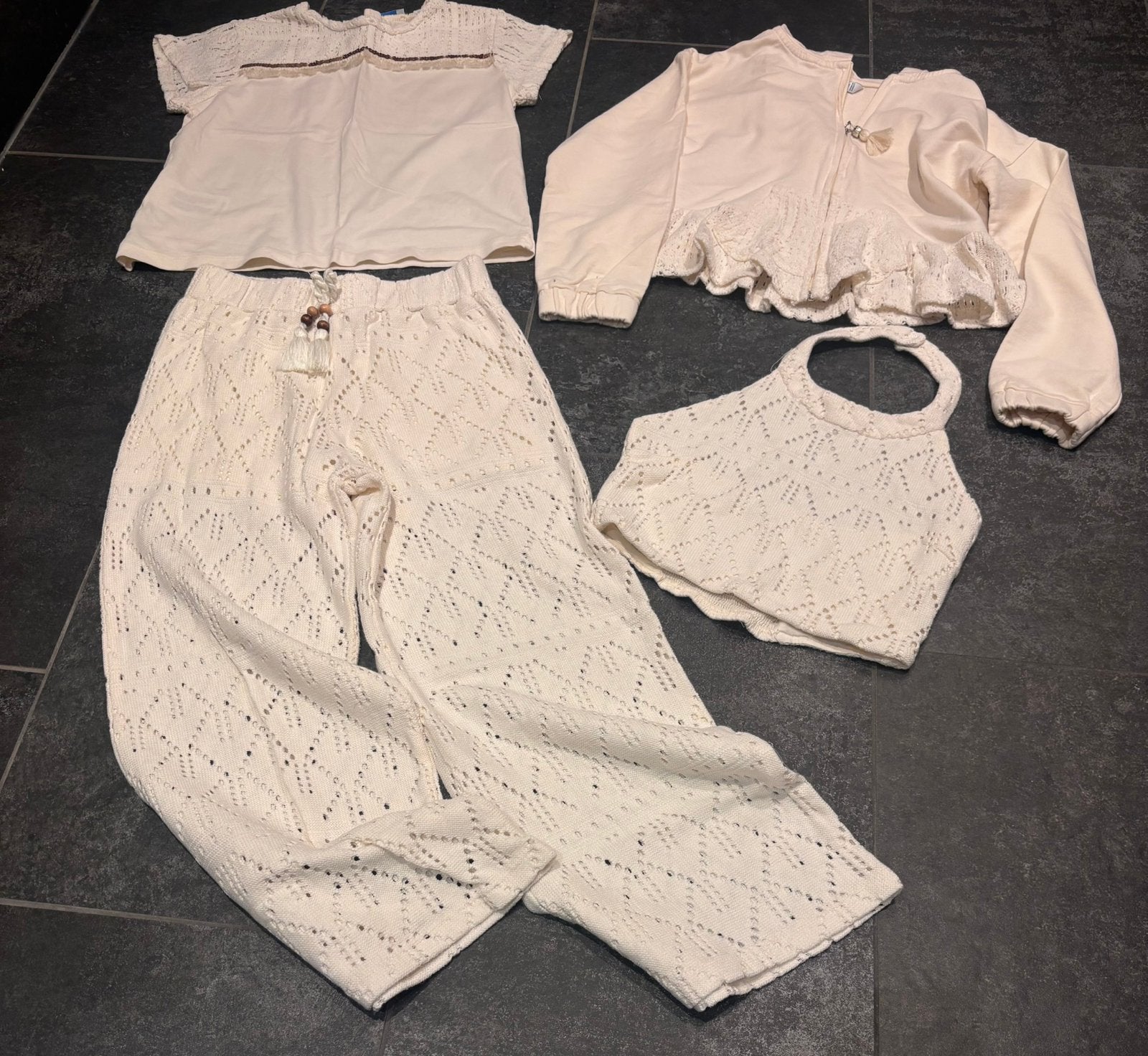 Mayoral 4 delig maat 134/140, Kinderen en Baby's, Kinderkleding | Maat 134, Meisje, Ophalen of Verzenden, Setje, E